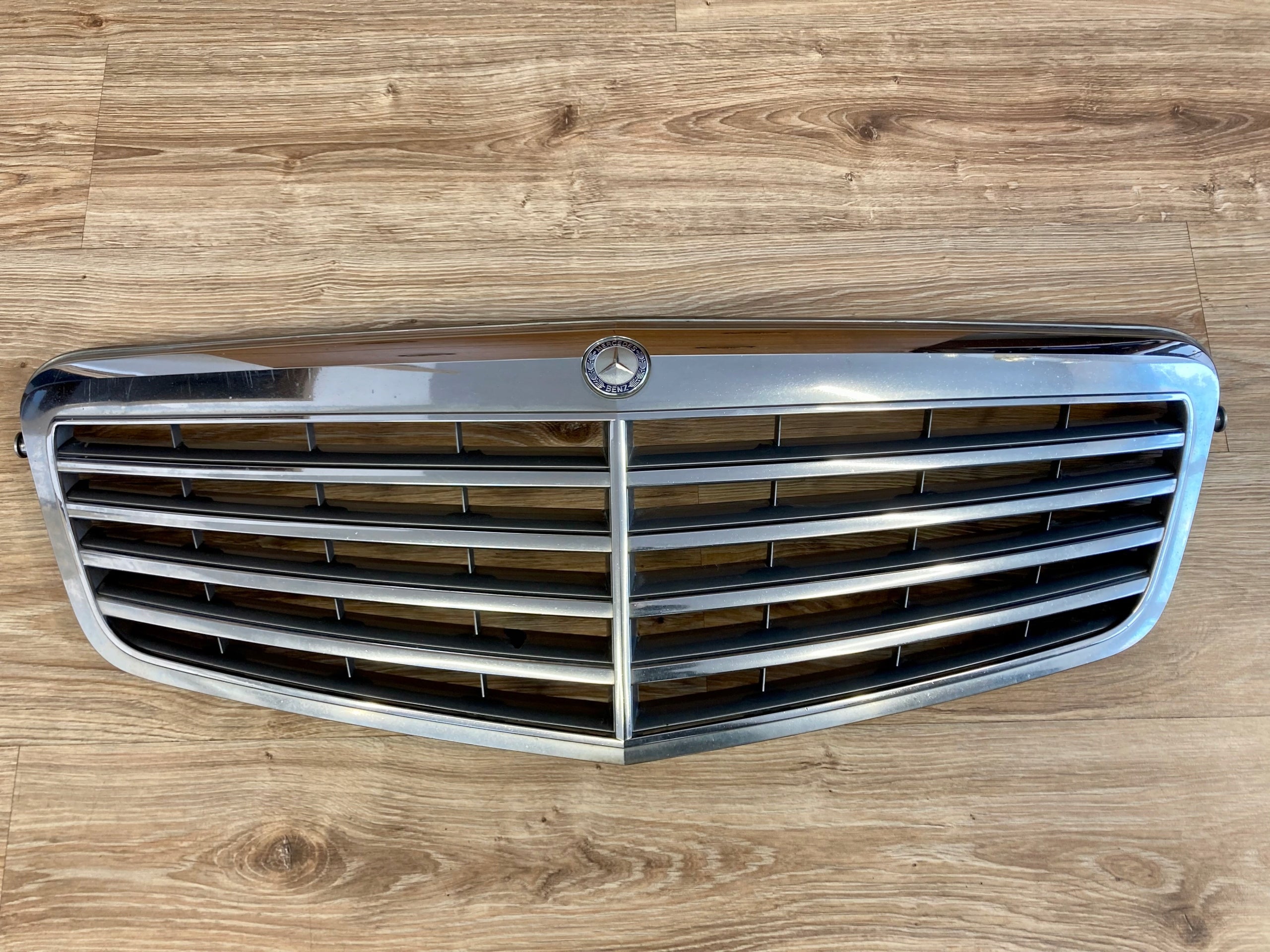 Kühlergrill Mercedes A212 FRONTGRILL A2128800283 Kühlergitter