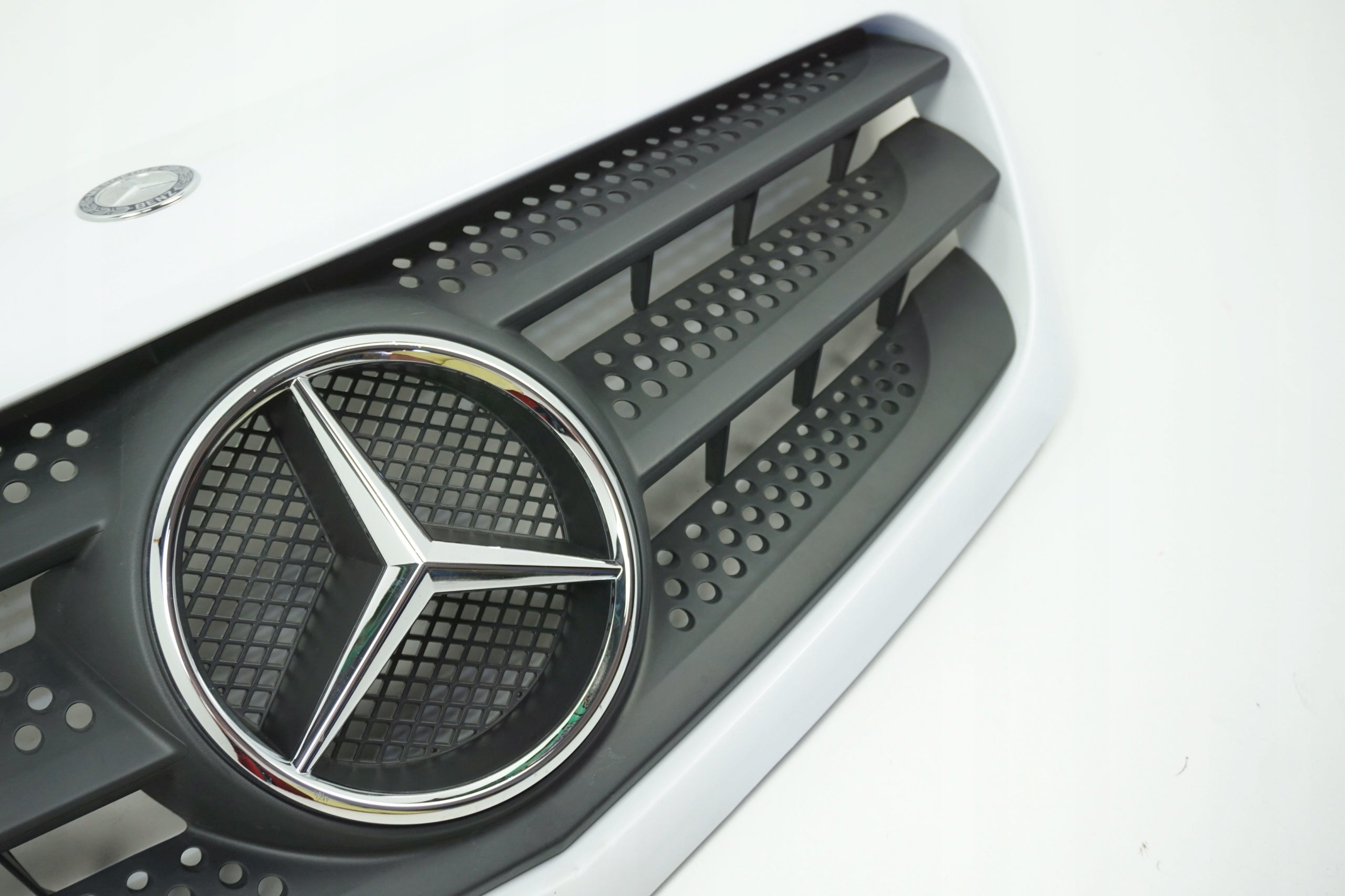 Kühlergrill Mercedes CITAN W415 A415 FRONTGRILL A4158880023 Kühlergitter