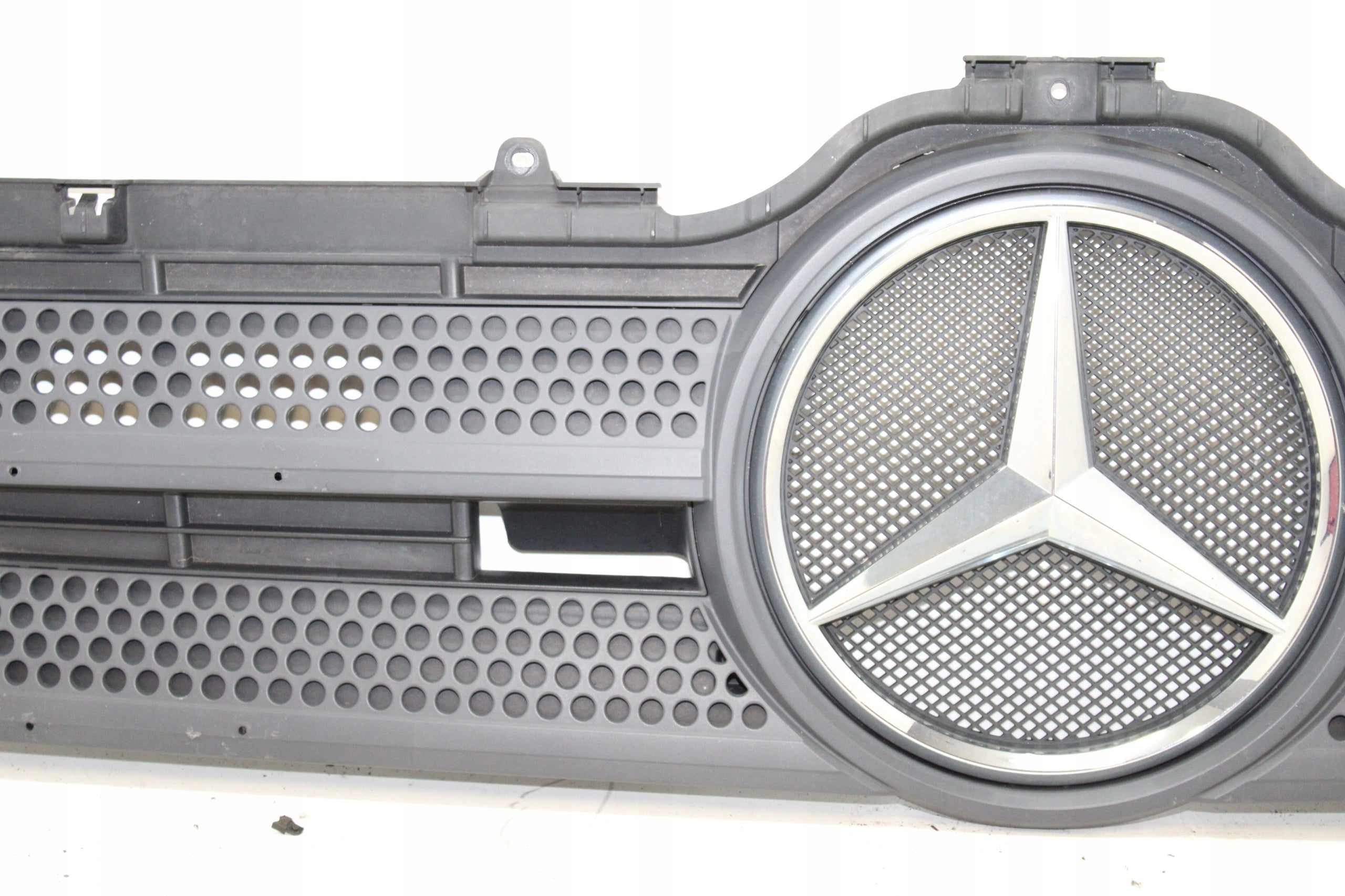 Kühlergrill Mercedes W960 FRONTGRILL A9607500618 Kühlergitter