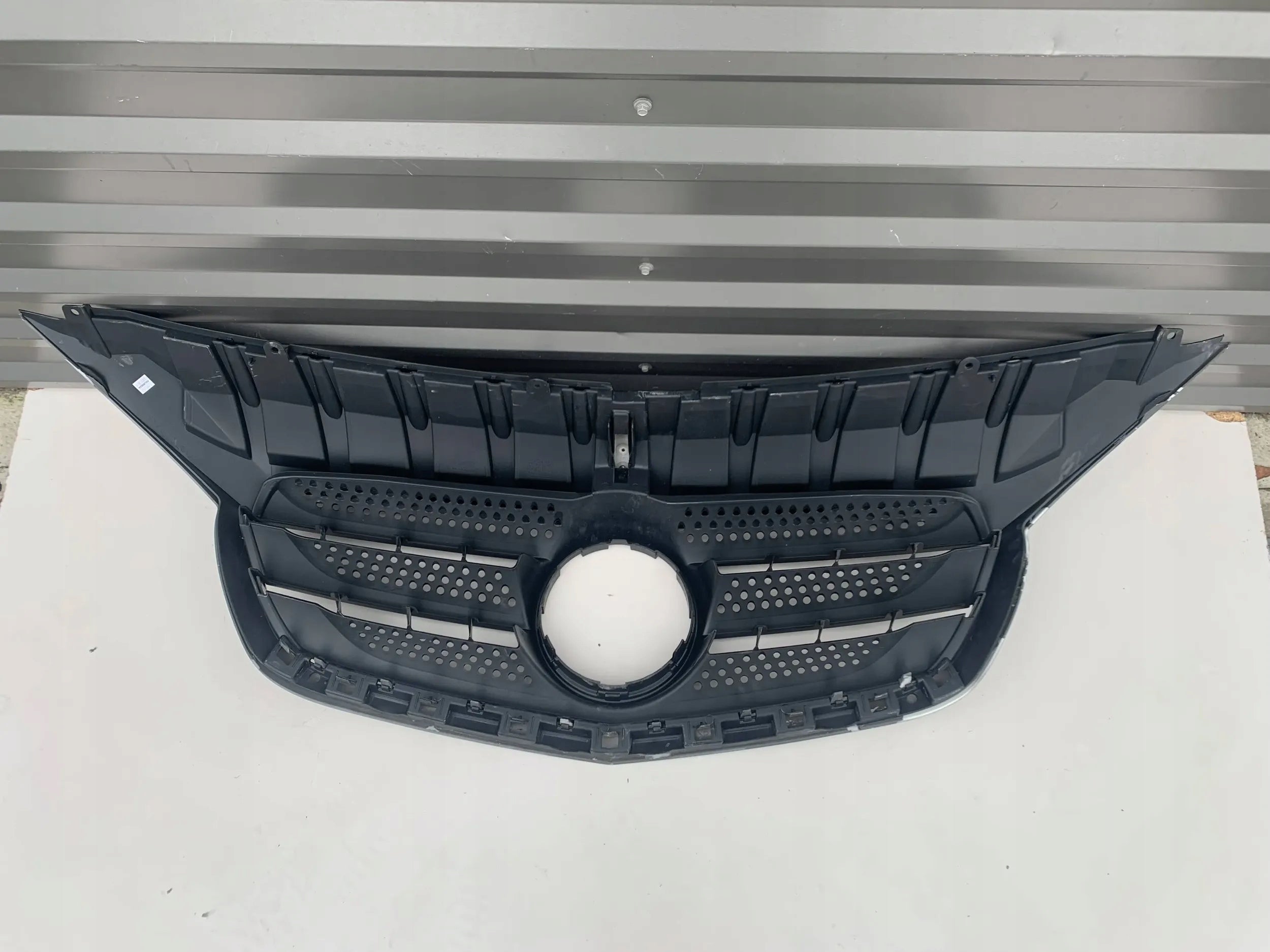 Kühlergrill Mercedes CITAN W415 FRONTGRILL Kühlergitter