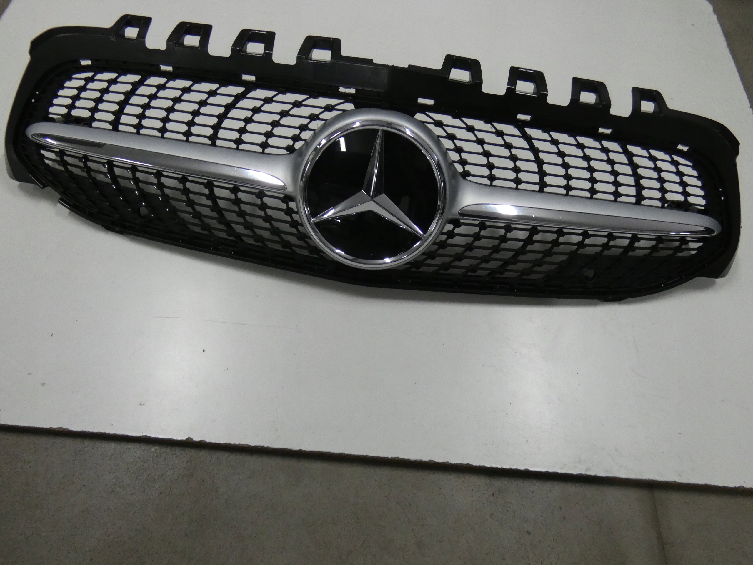 Kühlergrill Mercedes W177 FRONTGRILL Kühlergitter