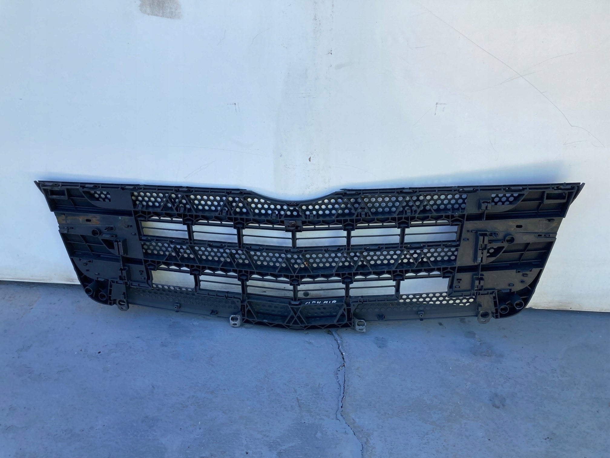 Kühlergrill Mercedes W961 FRONTGRILL A9618850253 Kühlergitter