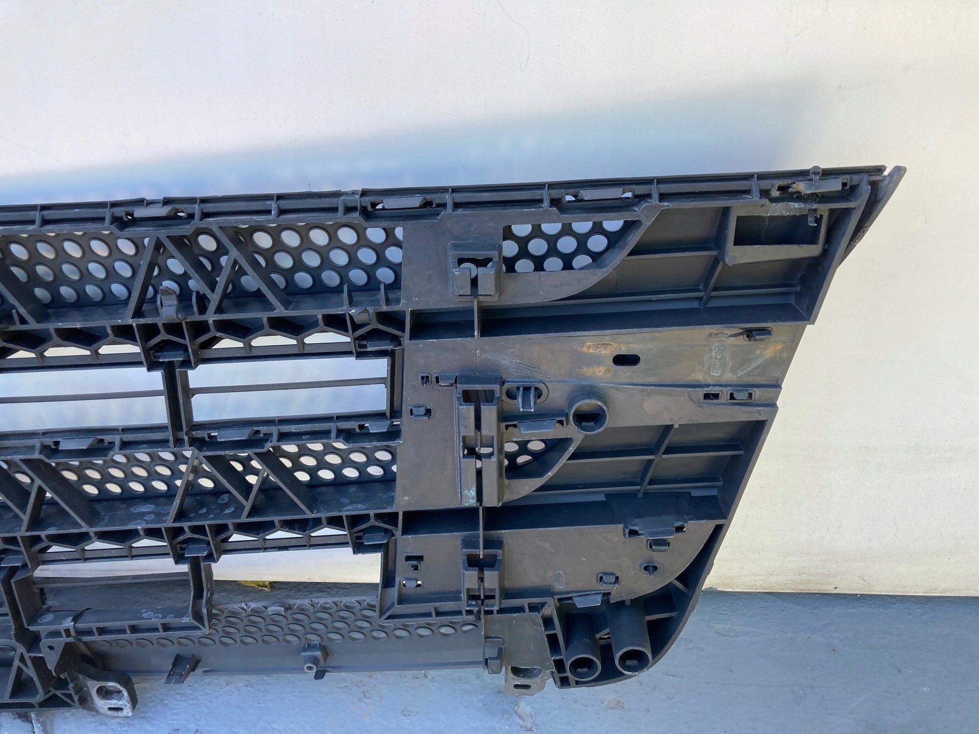 Kühlergrill Mercedes W961 FRONTGRILL A9618850253 Kühlergitter