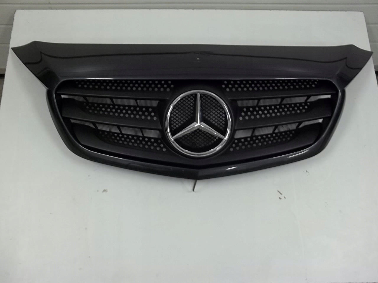 Kühlergrill Mercedes CITAN FRONTGRILL Kühlergitter