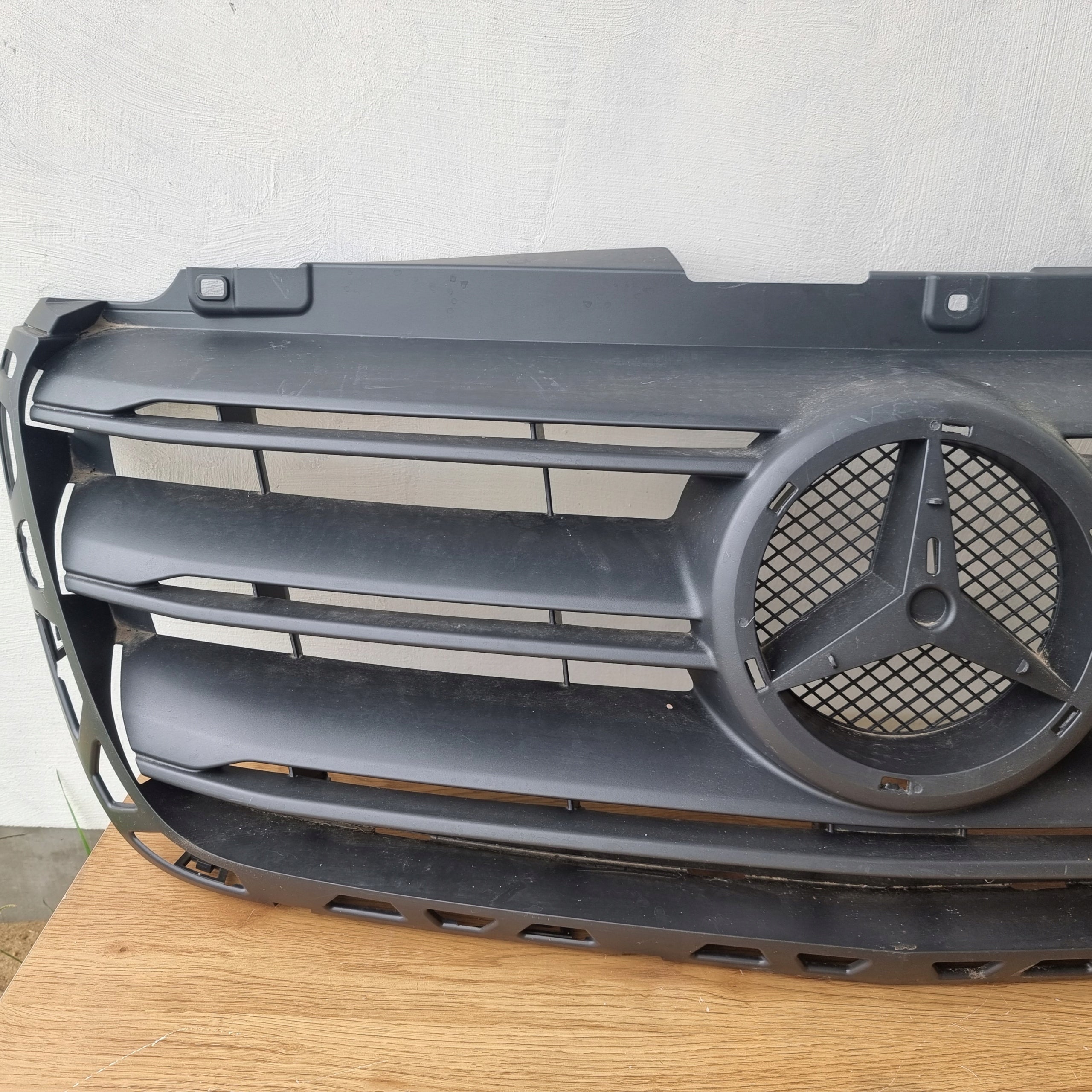 Kühlergrill Mercedes SPRINTER W907 A910 W910 FRONTGRILL A9108852800 Kühlergitter