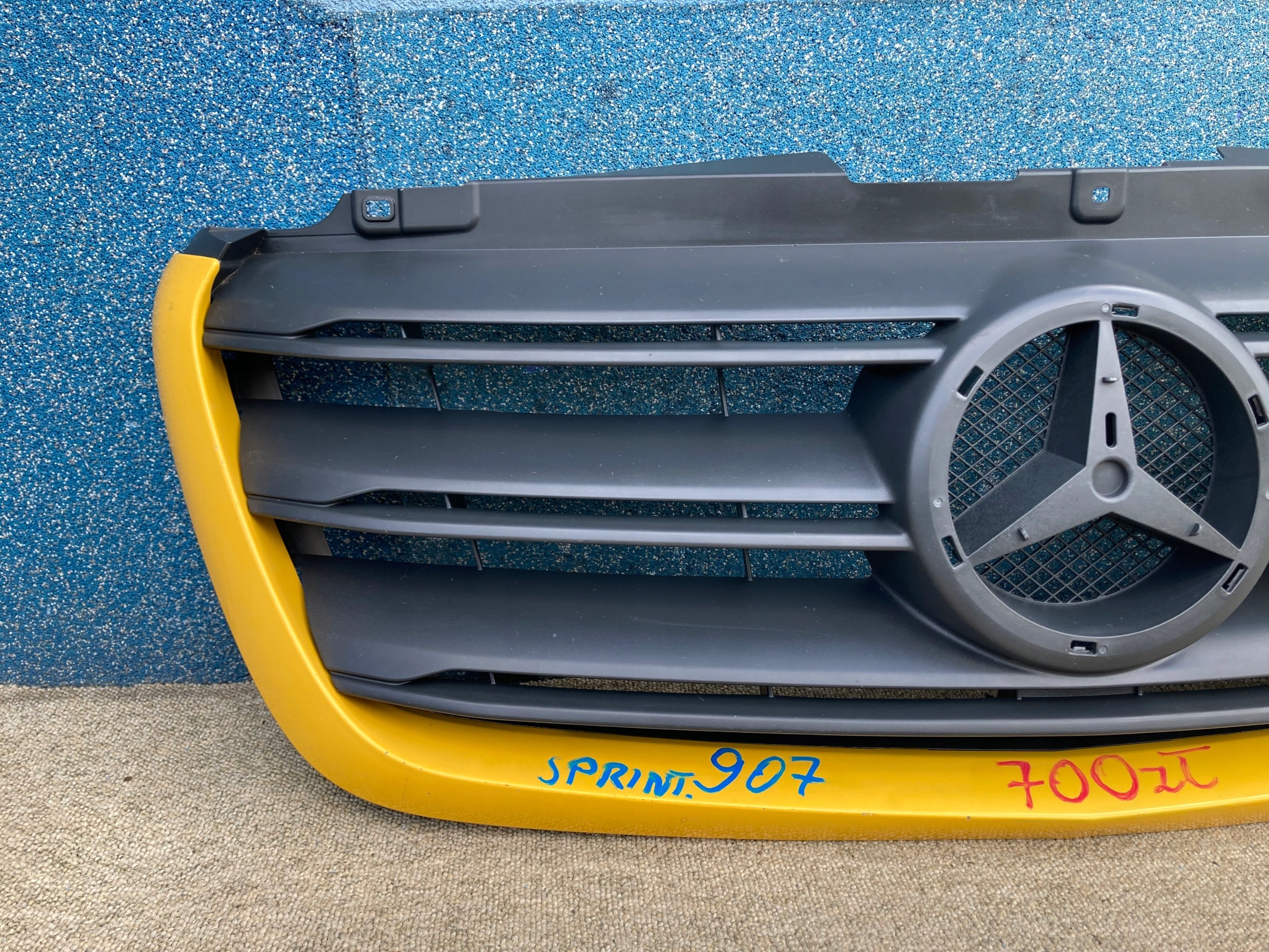 Kühlergrill Mercedes SPRINTER 907 FRONTGRILL A9108852800 Kühlergitter