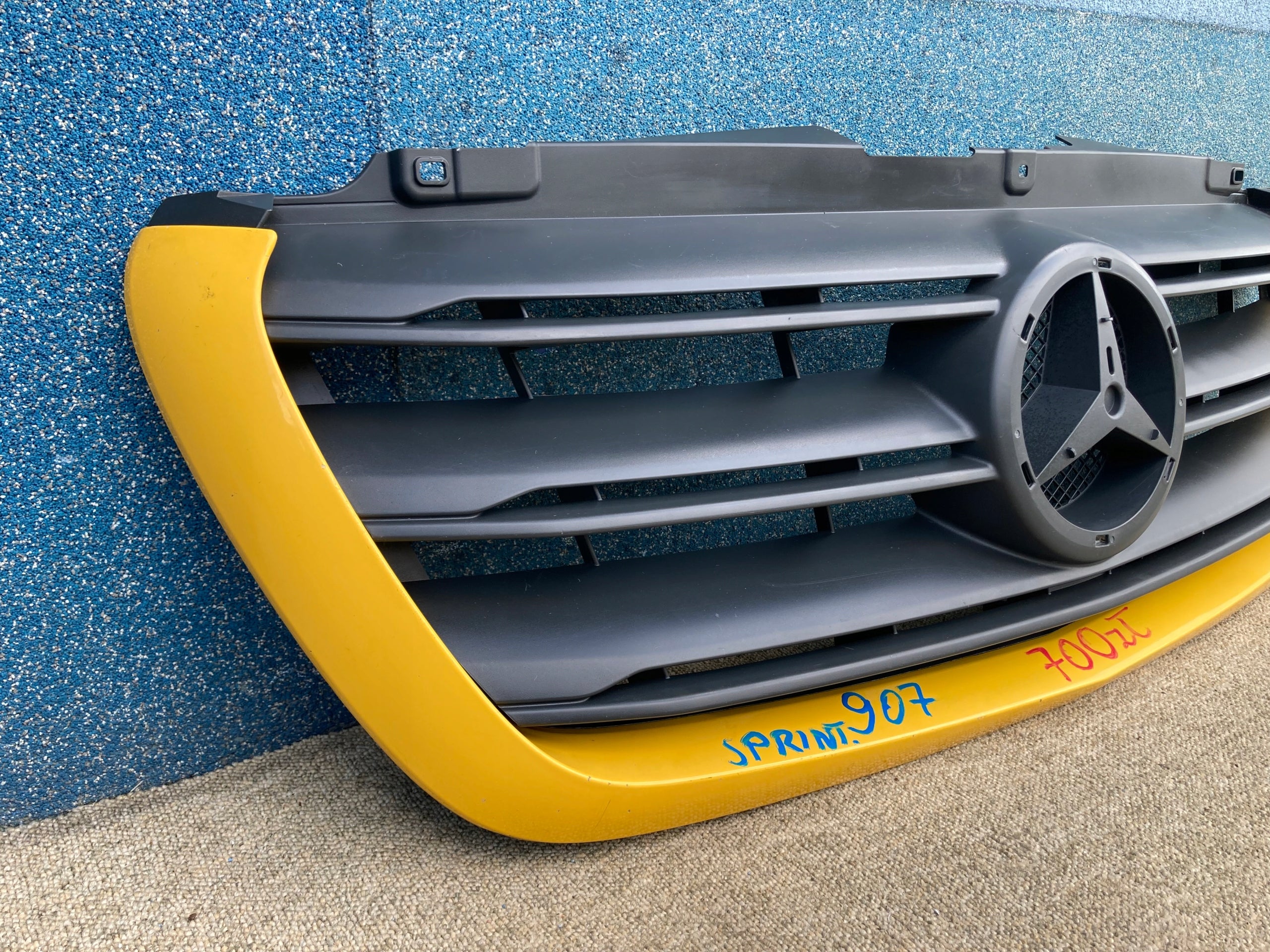 Kühlergrill Mercedes SPRINTER 907 FRONTGRILL A9108852800 Kühlergitter