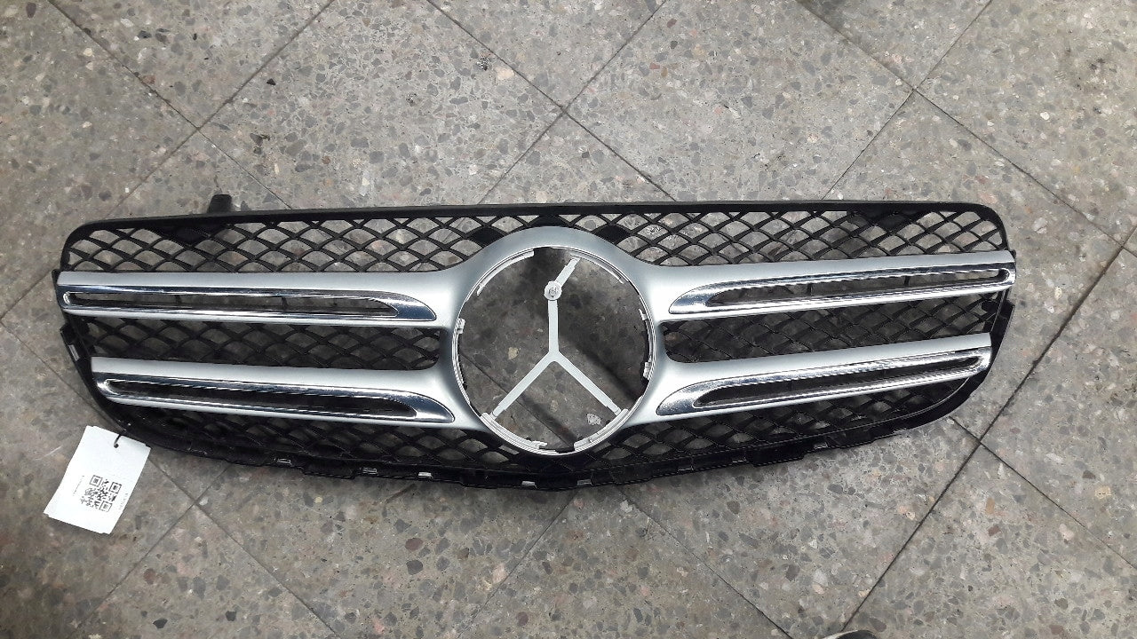  Grille de radiateur Mercedes A253 W253 FRONTGRILL A2538806676 Grille de radiateur  product image