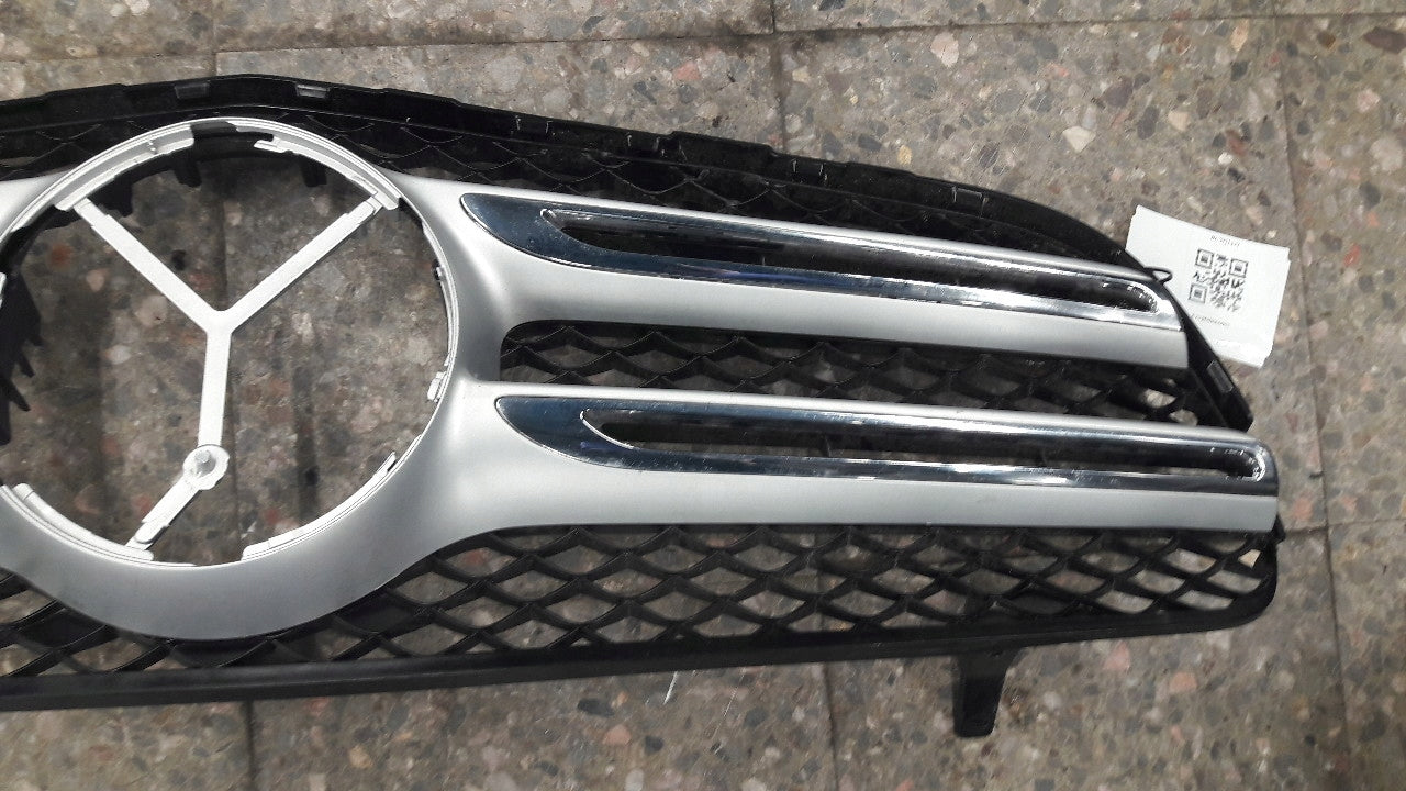 Kühlergrill Mercedes A253 W253 FRONTGRILL A2538806676 Kühlergitter