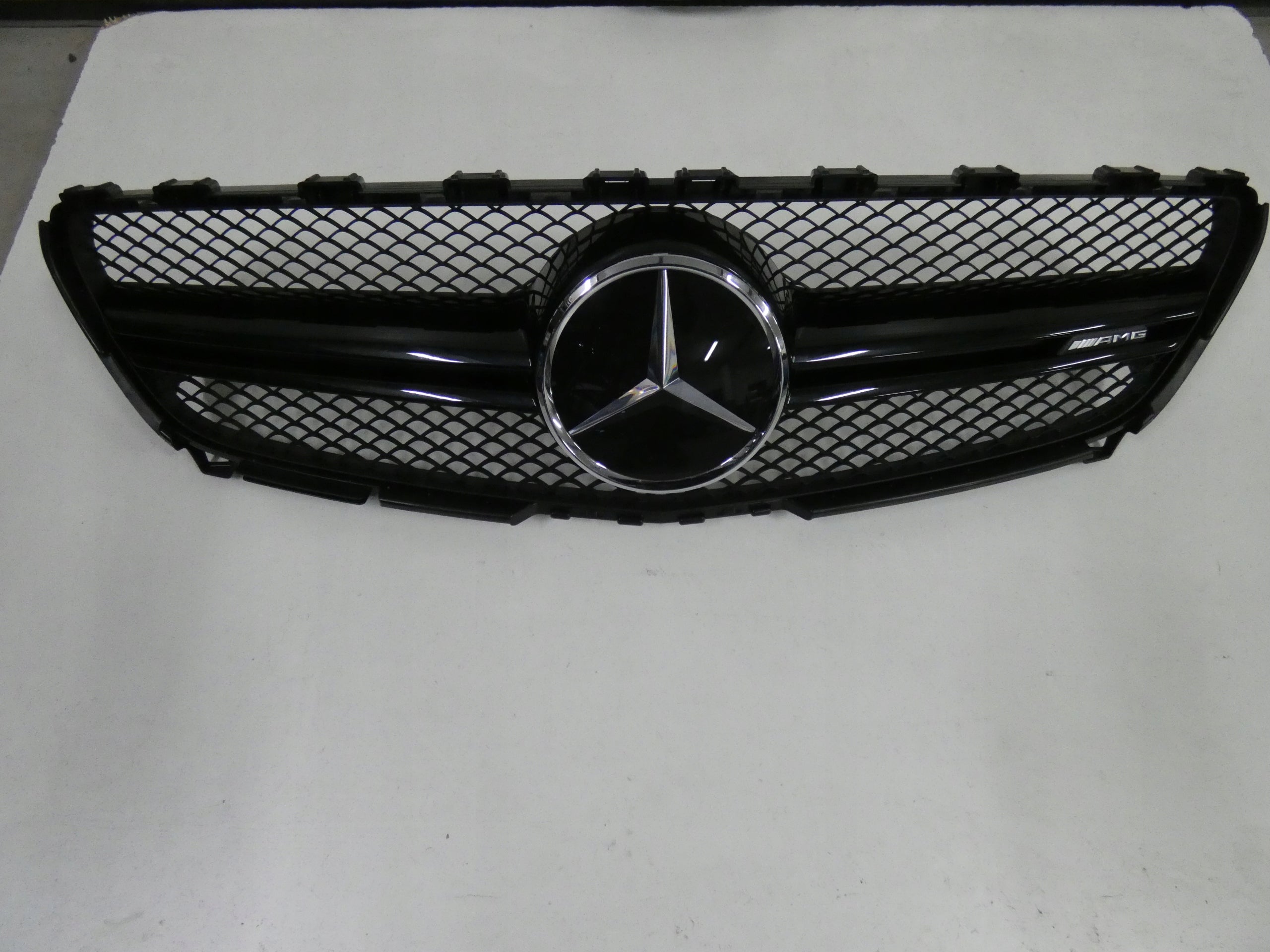  Kühlergrill Mercedes W176 FRONTGRILL Kühlergitter product image