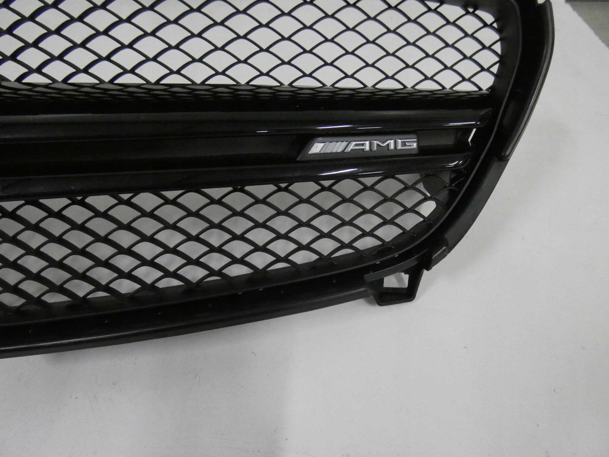 Kühlergrill Mercedes W176 FRONTGRILL Kühlergitter