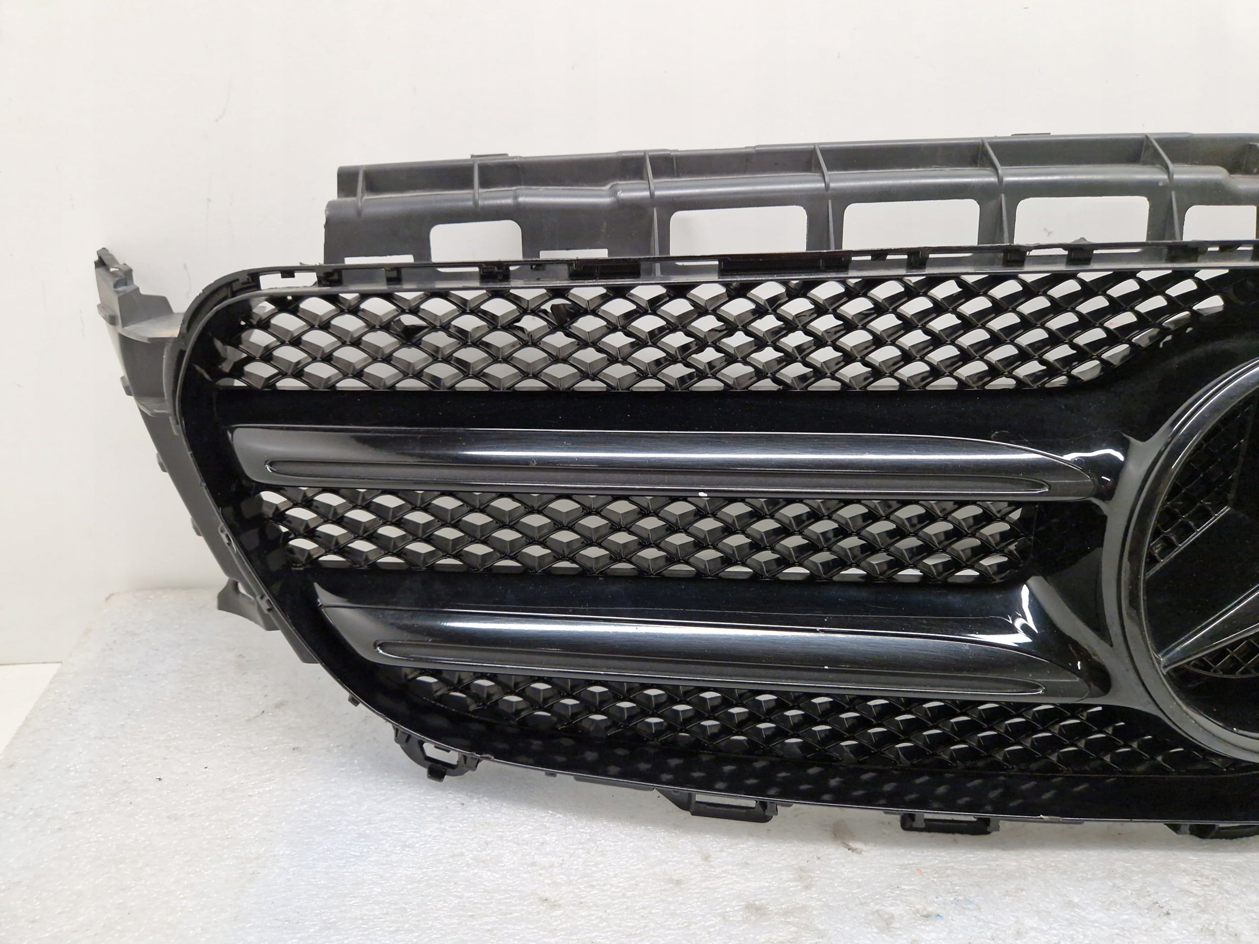 Kühlergrill Mercedes A213 FRONTGRILL A2138880123 Kühlergitter