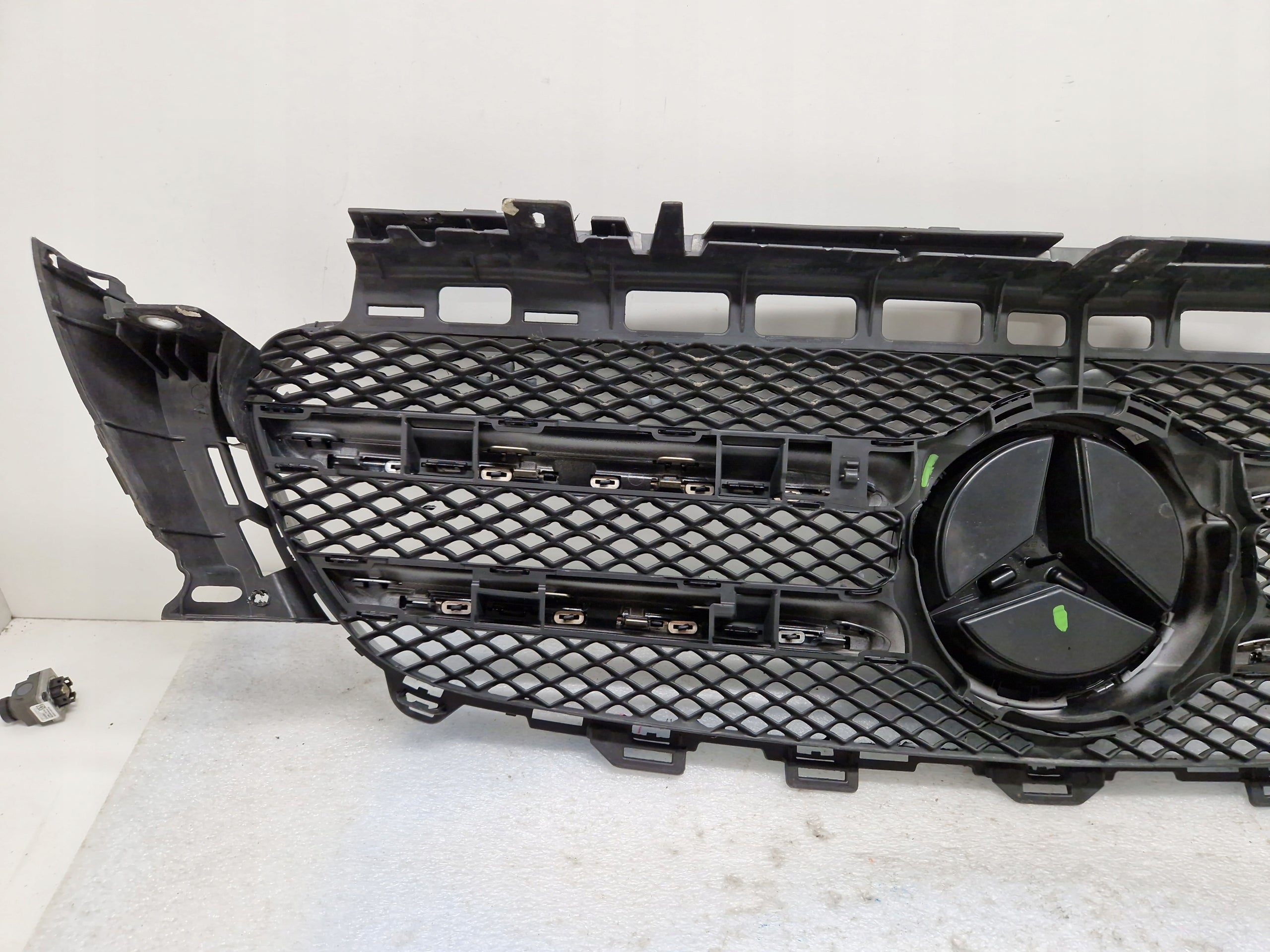 Kühlergrill Mercedes A213 FRONTGRILL A2138880123 Kühlergitter