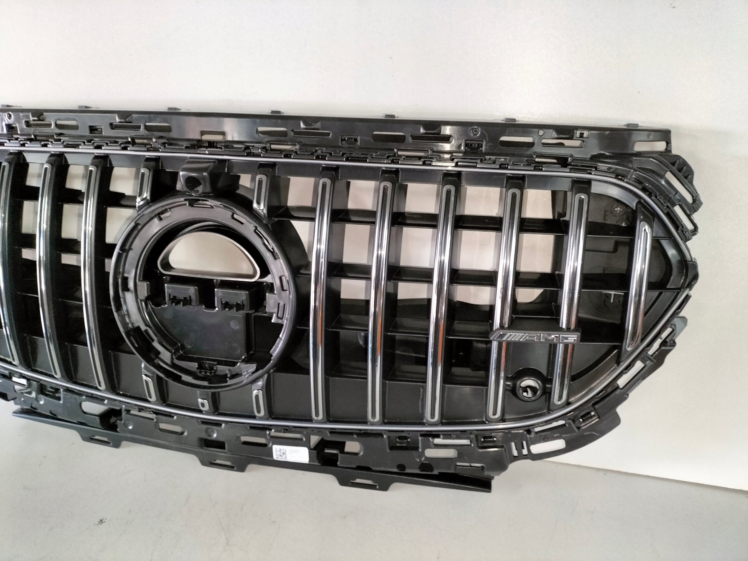 Kühlergrill Mercedes W214 FRONTGRILL A2148806902 Kühlergitter