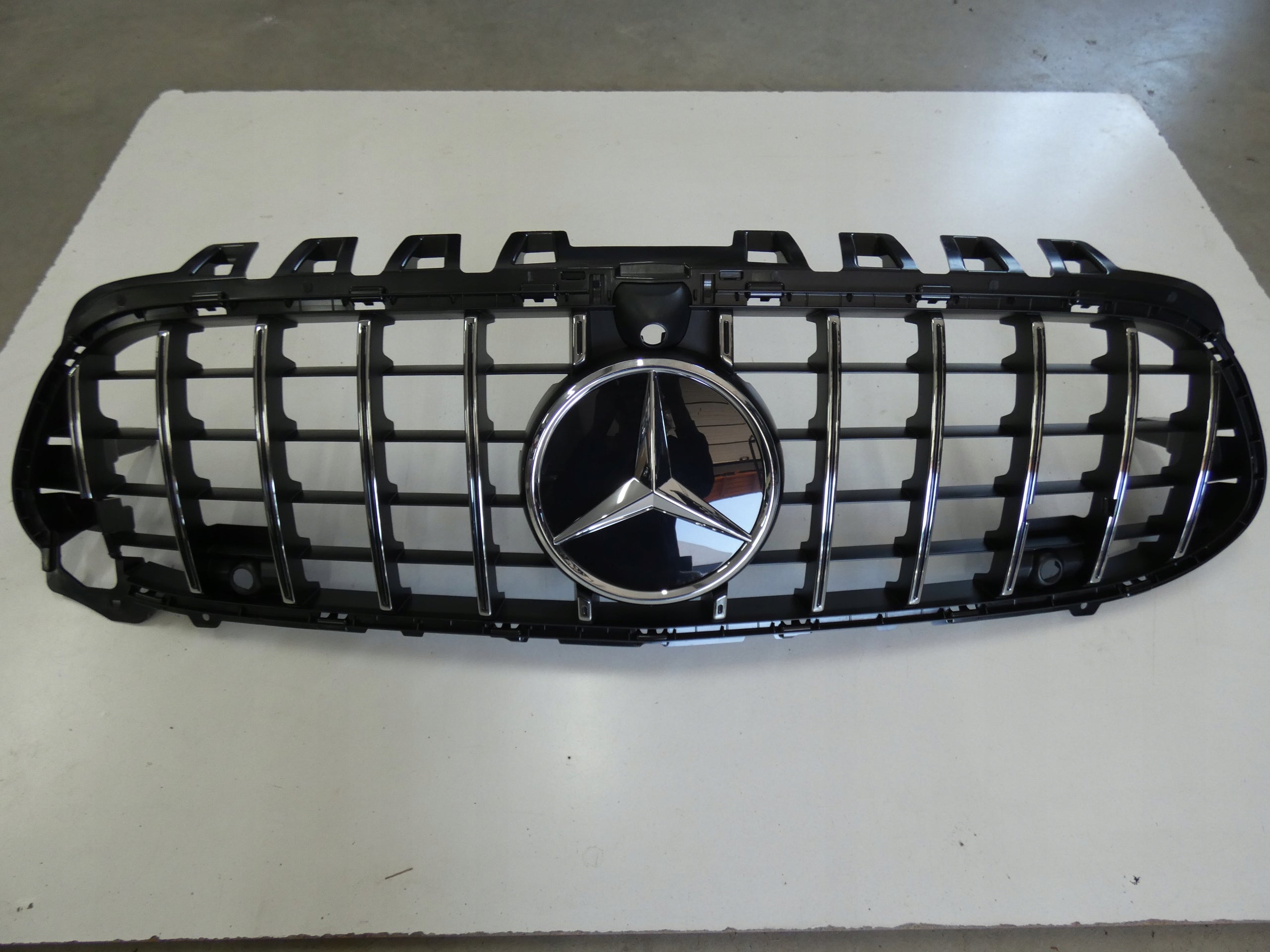  Kühlergrill Mercedes W177 FRONTGRILL Kühlergitter product image