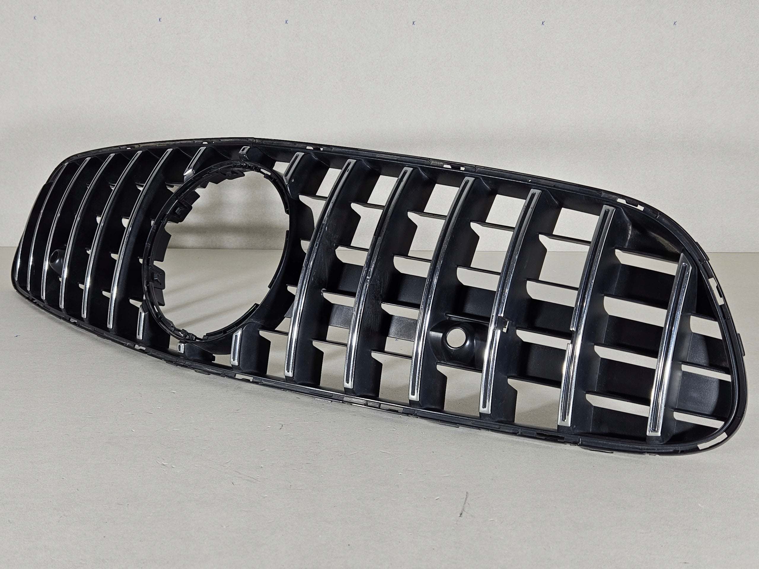 Kühlergrill Mercedes AMG GT 190 FRONTGRILL A1908854000 Kühlergitter