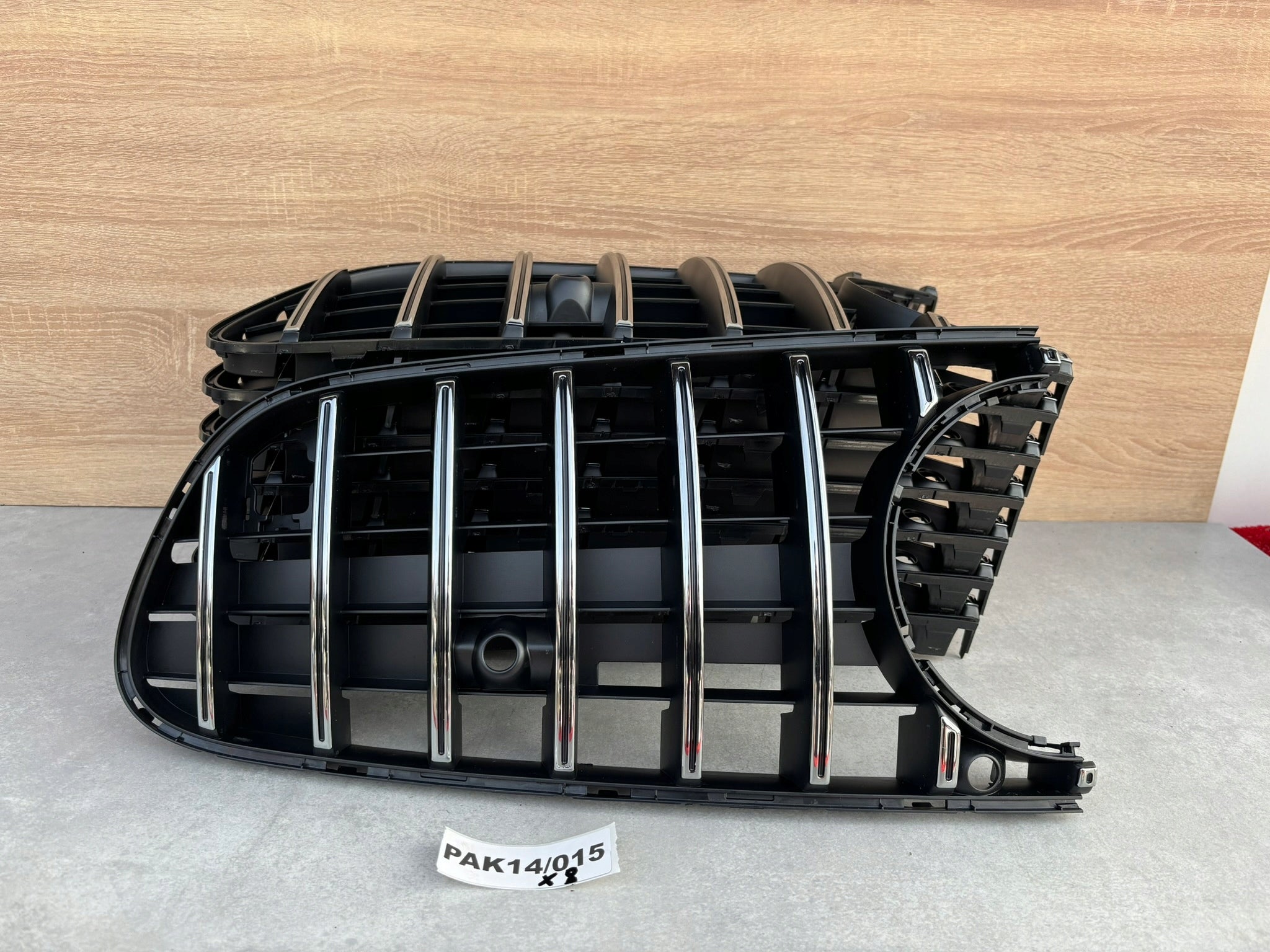 Kühlergrill Mercedes AMG GT 190 FRONTGRILL A1908855002 Kühlergitter