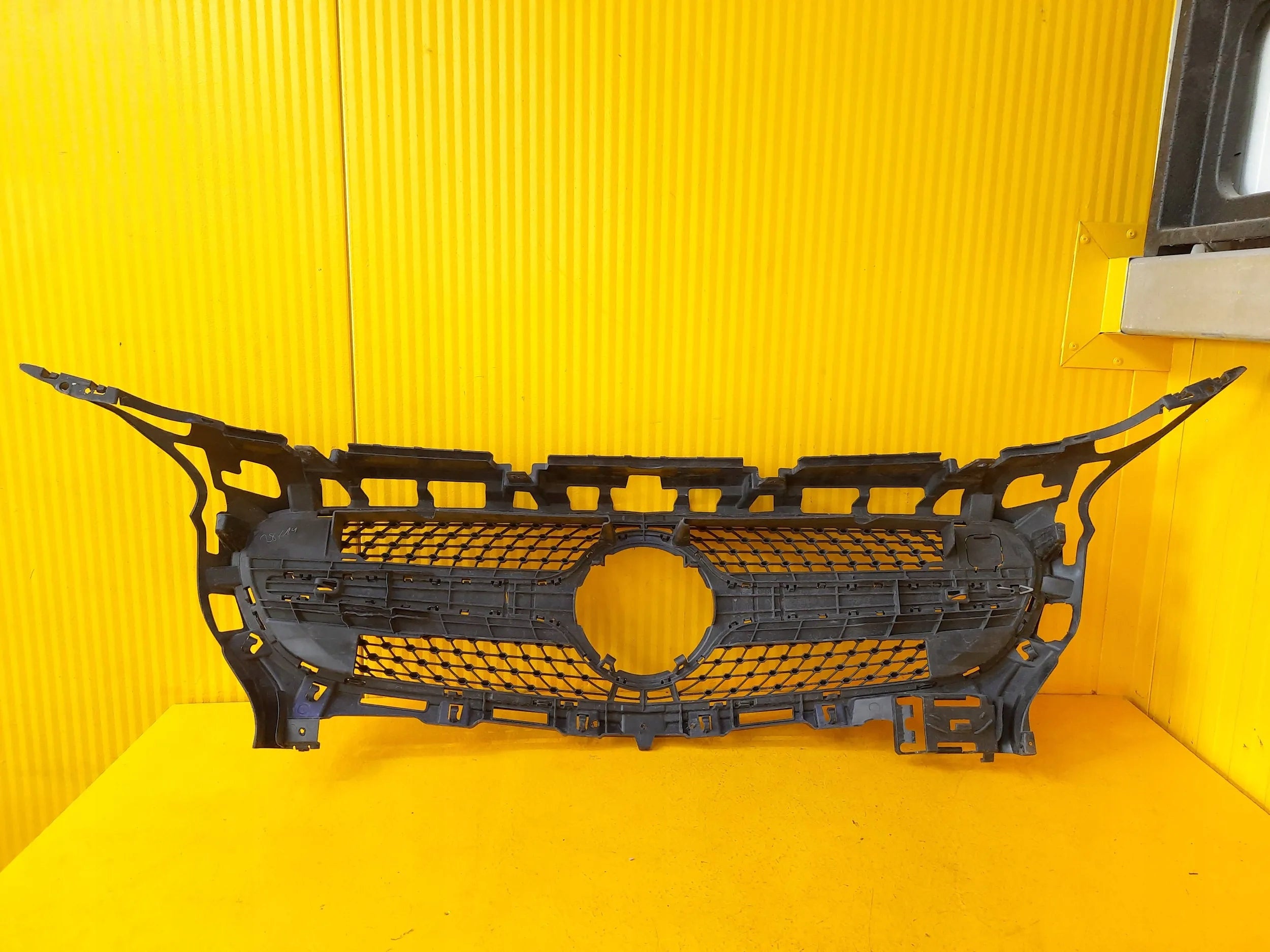 Kühlergrill Mercedes A190 AMG GT R190 FRONTGRILL A1908850053 Kühlergitter