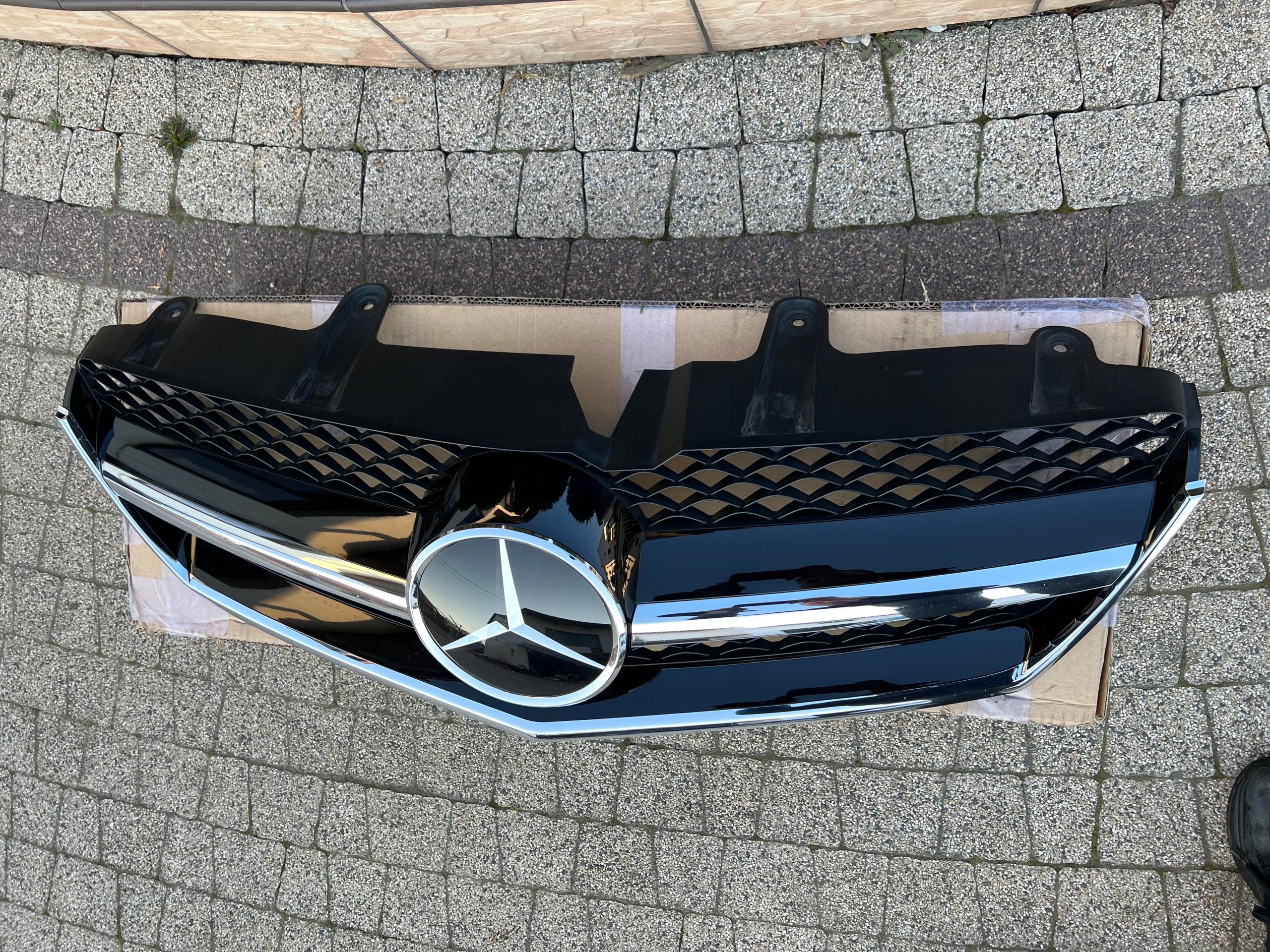 Kühlergrill Mercedes W216 FRONTGRILL A2168801583 Kühlergitter