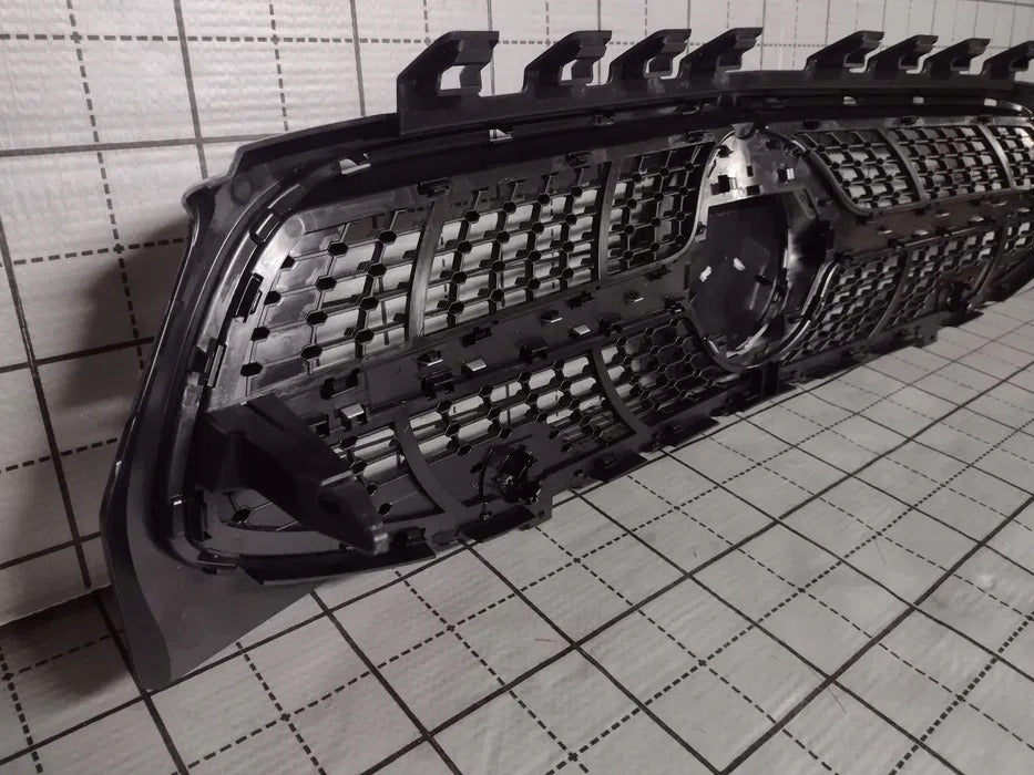 Kühlergrill Mercedes CLA 118 FRONTGRILL A1188880000 Kühlergitter