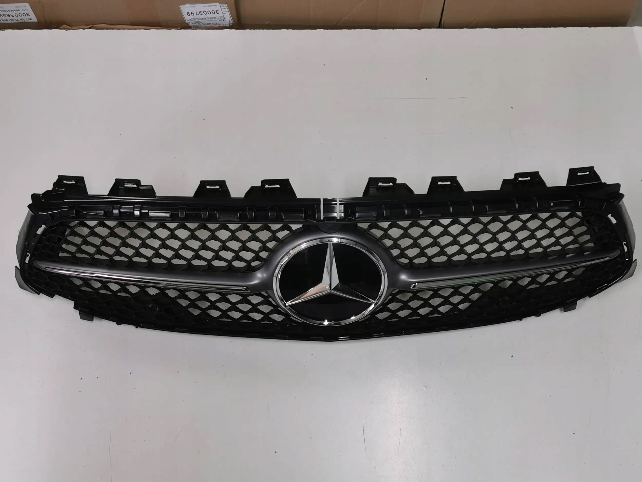 Kühlergrill Mercedes CLA W118 FRONTGRILL A1188883800 Kühlergitter