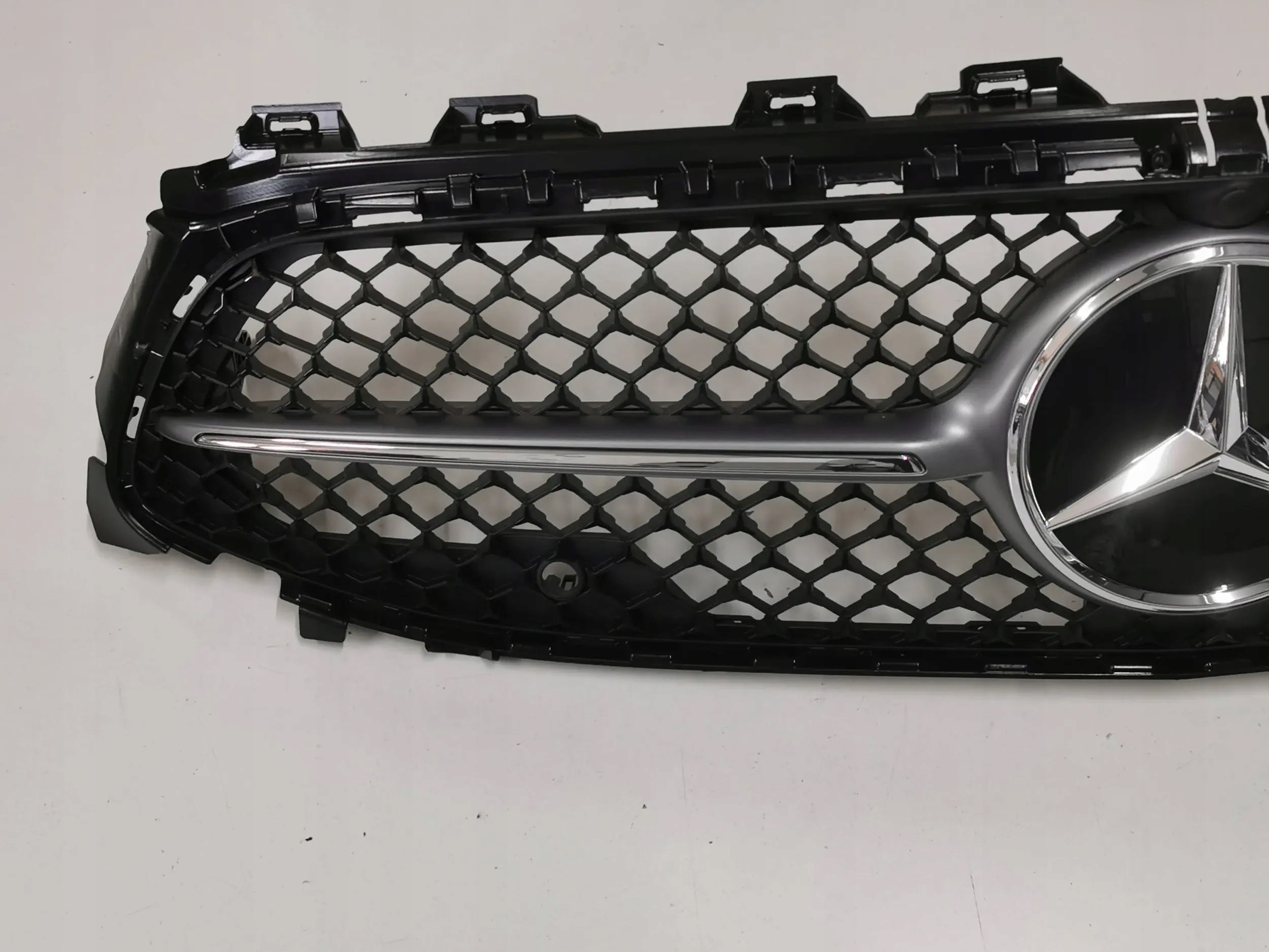 Kühlergrill Mercedes CLA W118 FRONTGRILL A1188883800 Kühlergitter