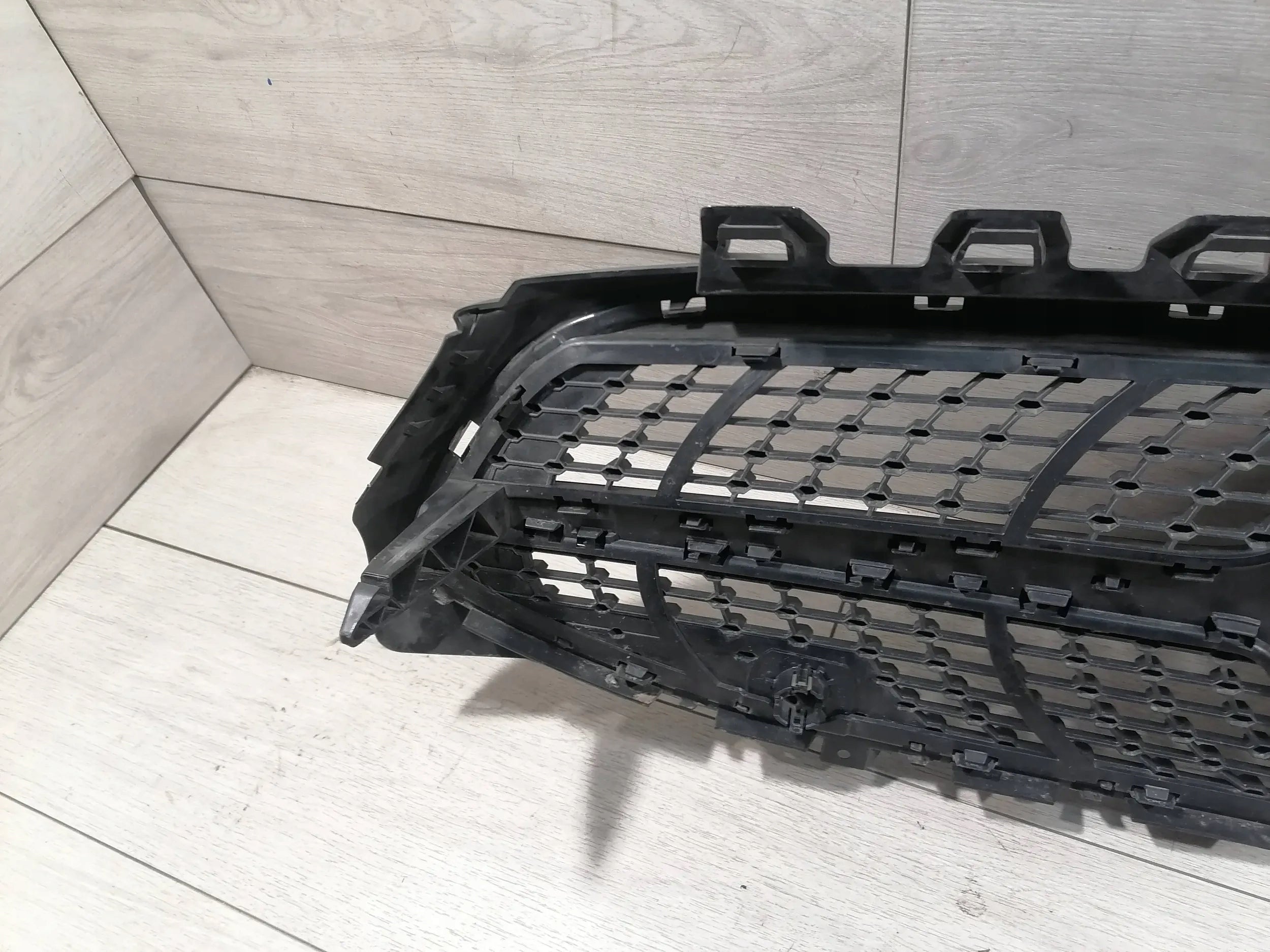 Kühlergrill Mercedes A118 FRONTGRILL A1188880000 Kühlergitter