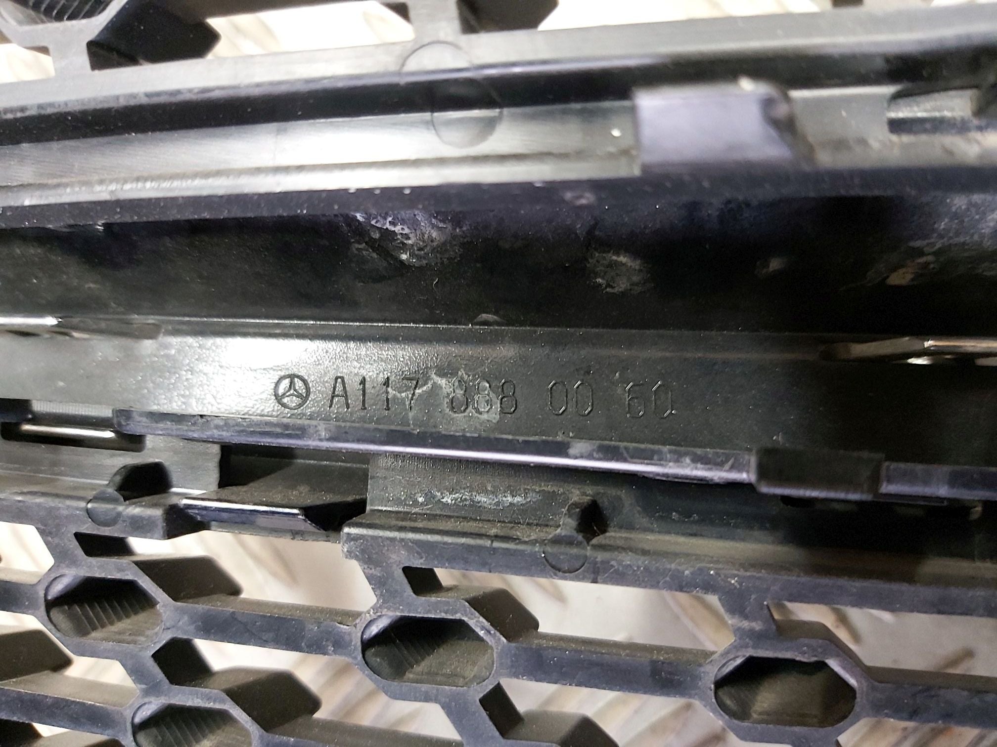 Kühlergrill Mercedes A117 FRONTGRILL A1178880060 Kühlergitter