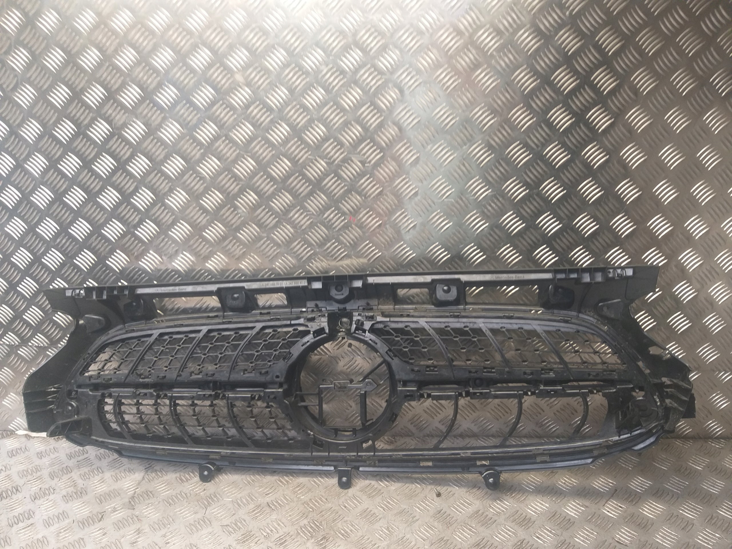 Kühlergrill Mercedes A247 FRONTGRILL A2478883901 Kühlergitter