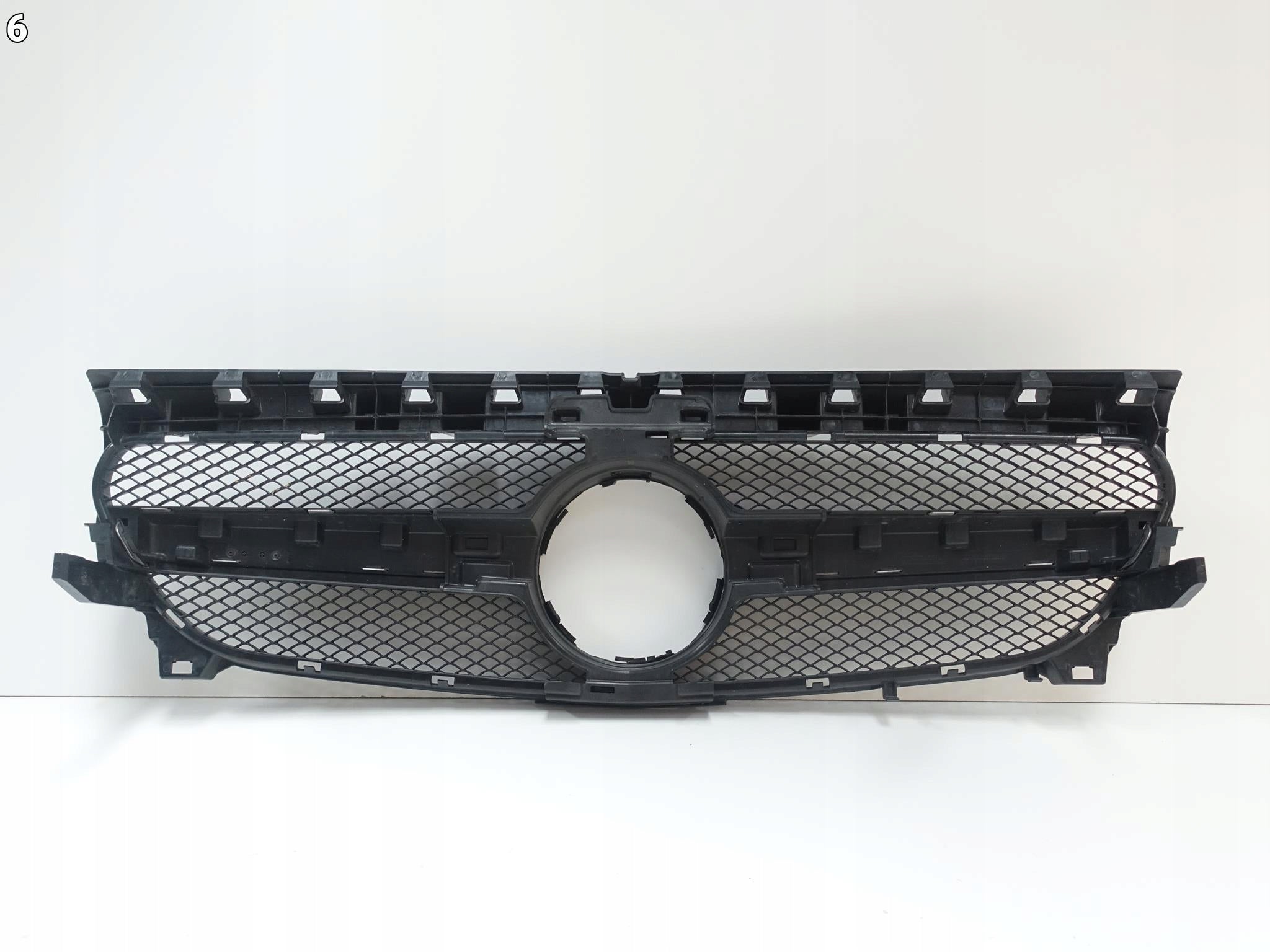 Kühlergrill Mercedes C117 A117 FRONTGRILL A1178880700 Kühlergitter