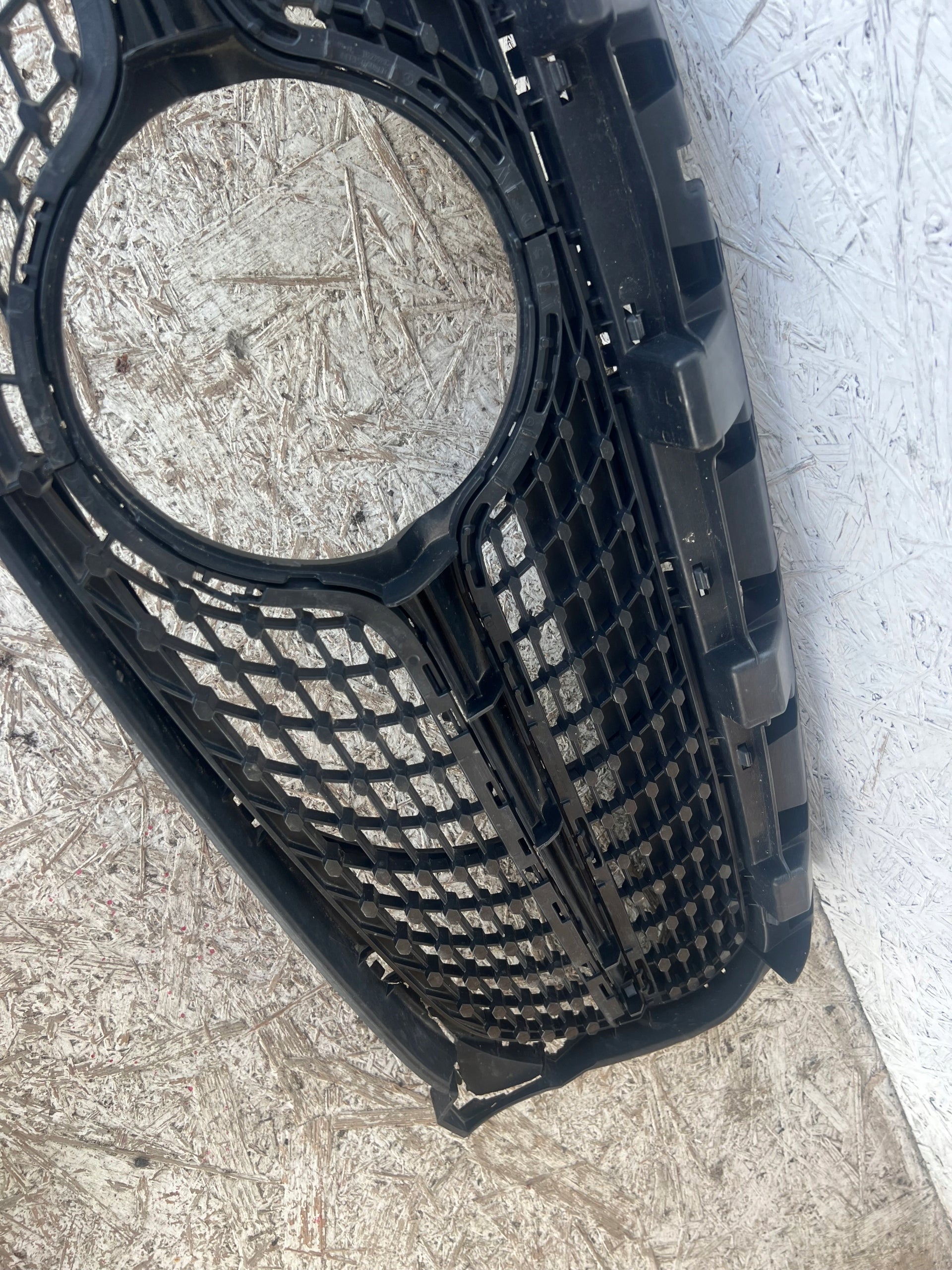 Kühlergrill Mercedes CLA W117 FRONTGRILL Kühlergitter