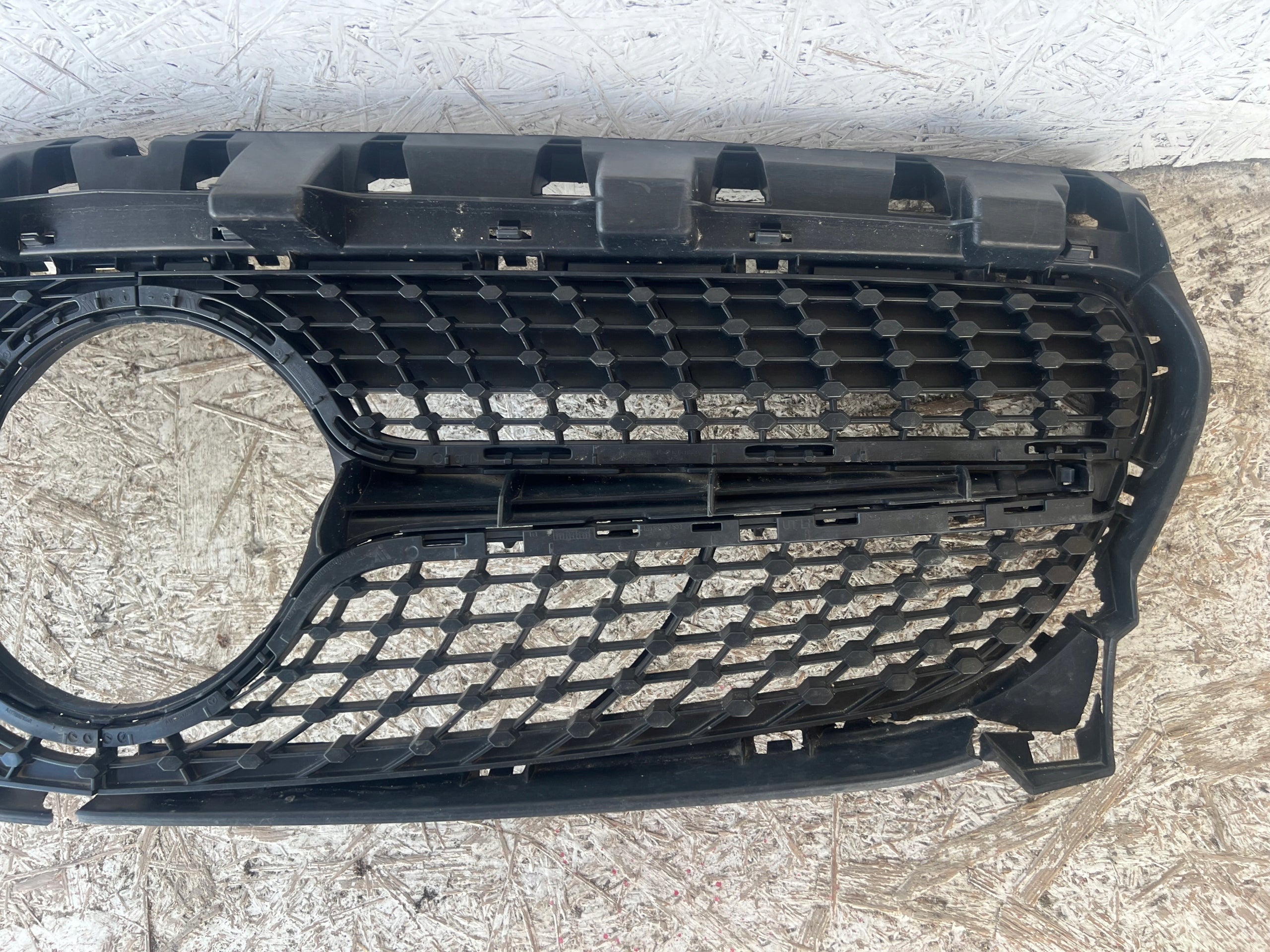 Kühlergrill Mercedes CLA W117 FRONTGRILL Kühlergitter