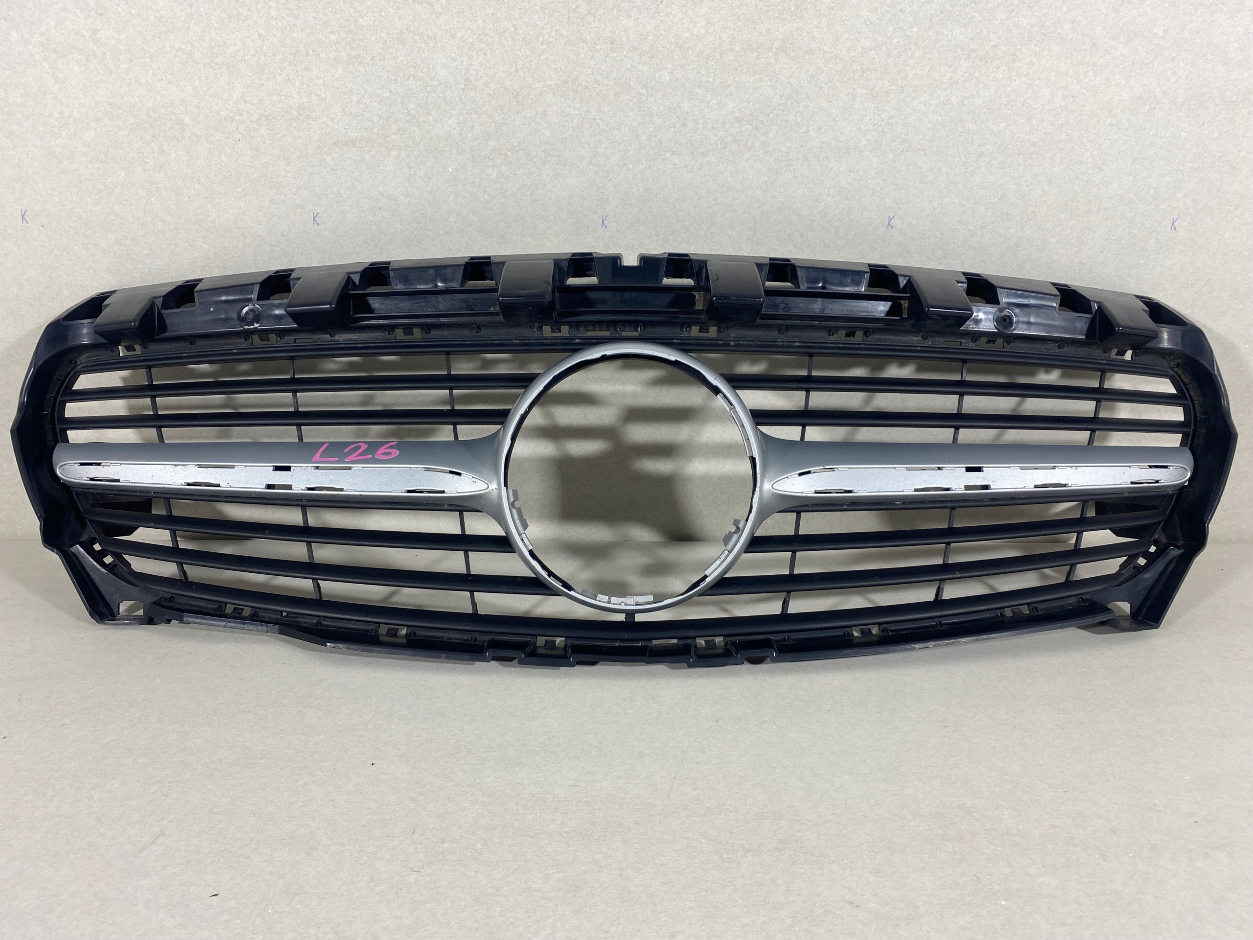  Kühlergrill Mercedes CLA W117 A117 FRONTGRILL A1178880160 Kühlergitter product image