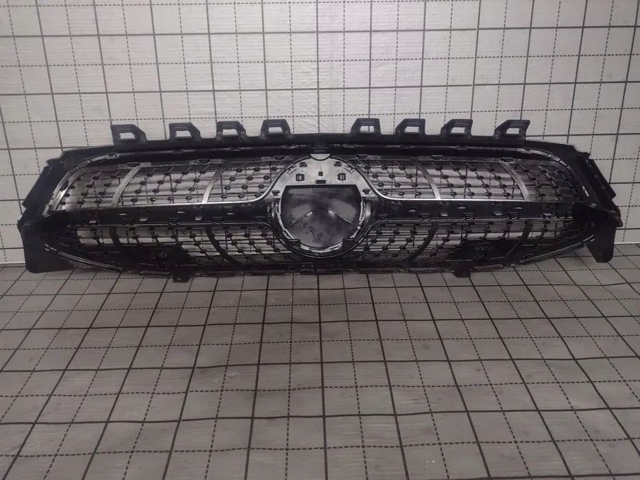 Kühlergrill Mercedes CLA W118 FRONTGRILL A1188880000 Kühlergitter