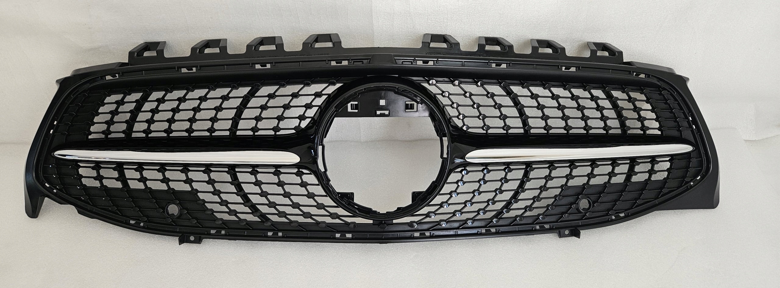 Kühlergrill Mercedes CLA C118 W118 FRONTGRILL A1188880000 Kühlergitter