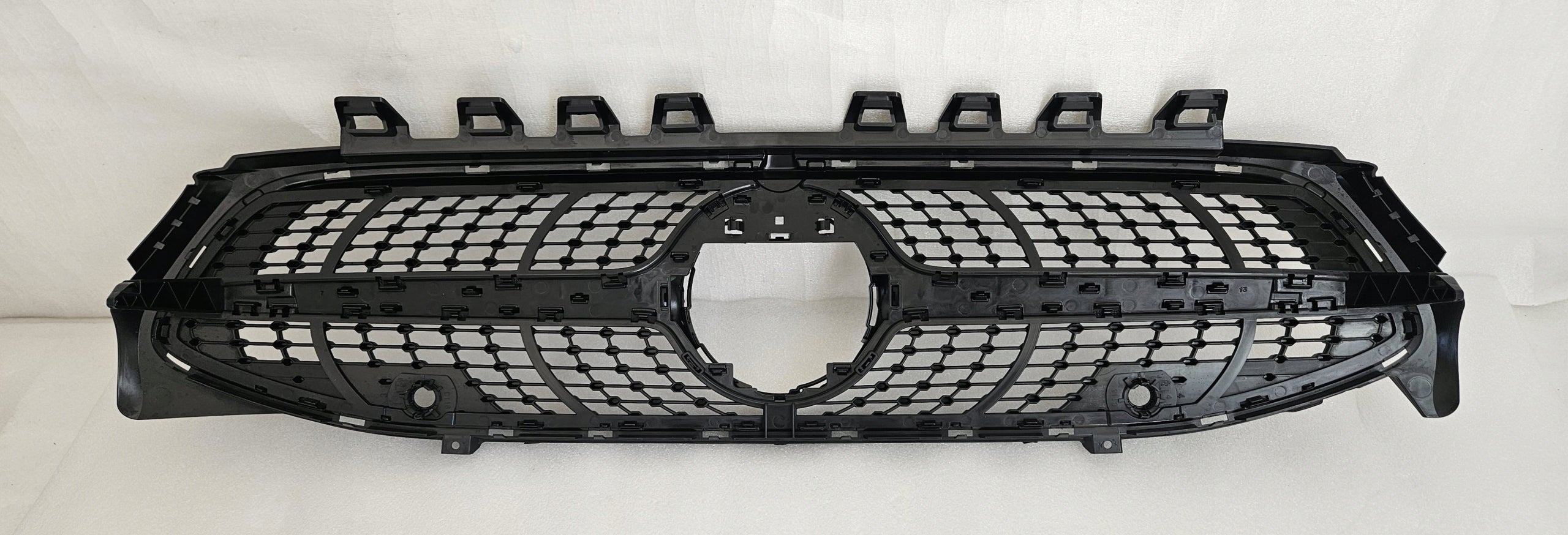 Kühlergrill Mercedes CLA C118 W118 FRONTGRILL A1188880000 Kühlergitter