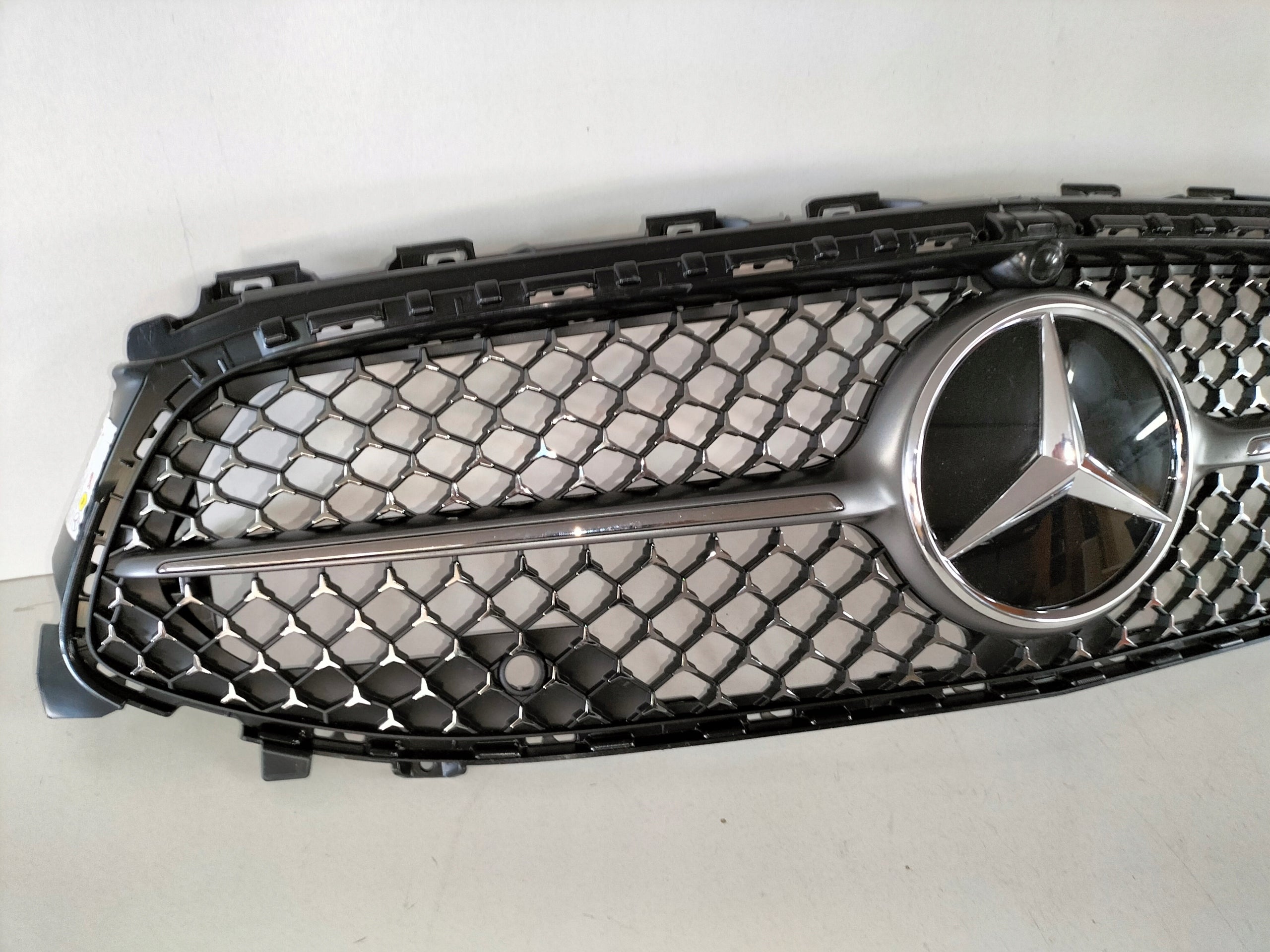 Kühlergrill Mercedes CLA W118 FRONTGRILL A1188884400 Kühlergitter