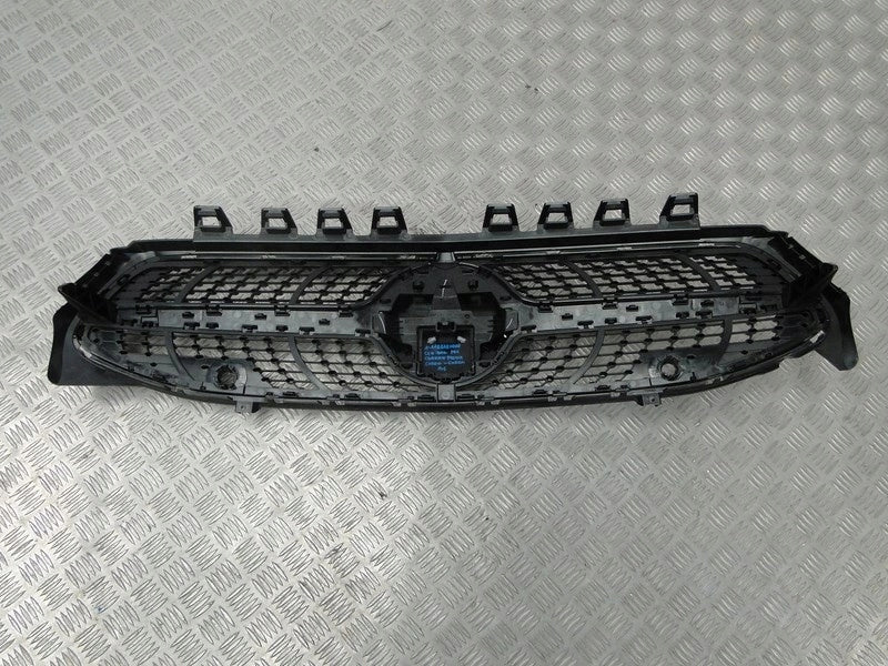 Kühlergrill Mercedes A118 CLA W118 FRONTGRILL A1188880000 Kühlergitter