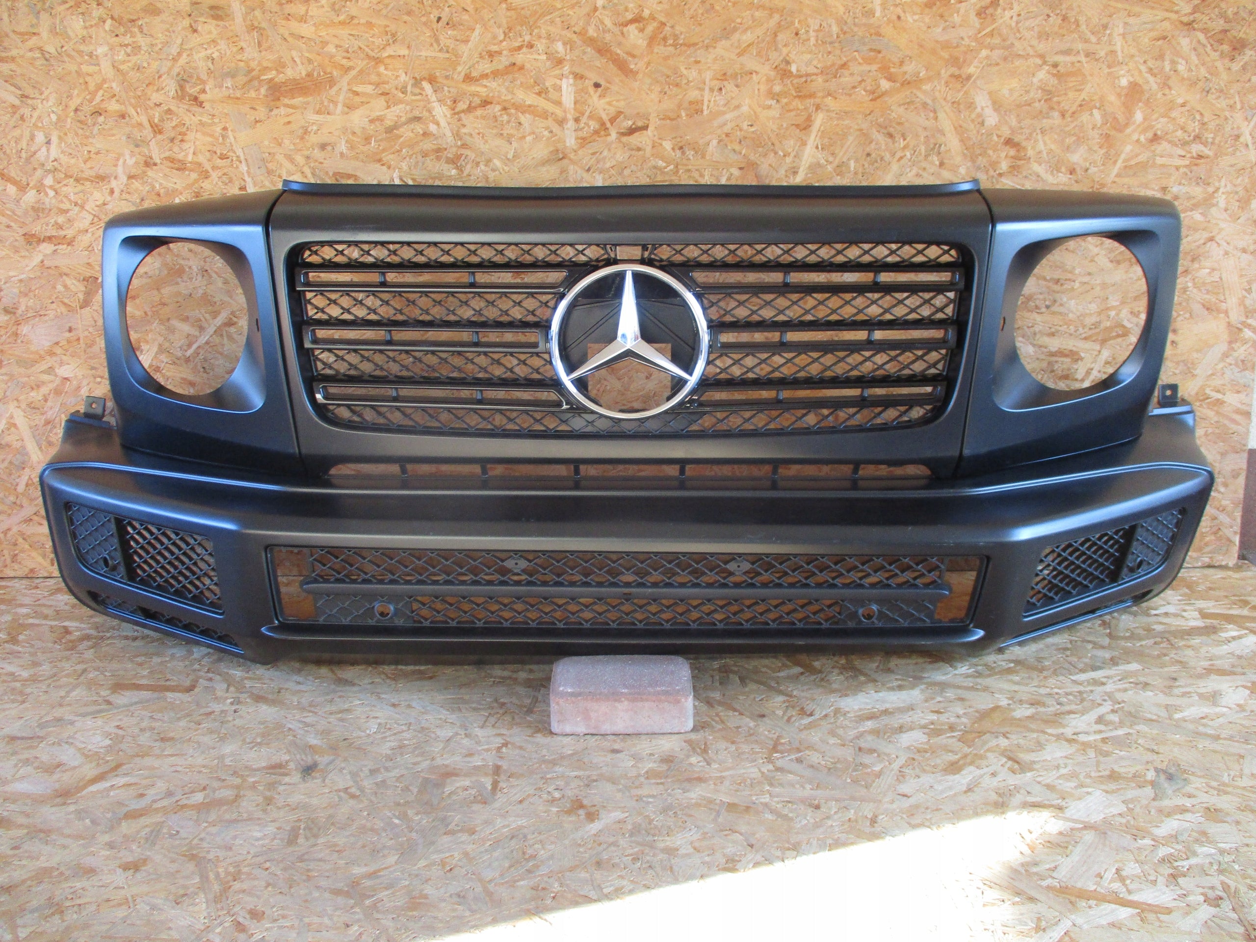 Kühlergrill Mercedes W463 A463 FRONTGRILL A4638880400 Kühlergitter