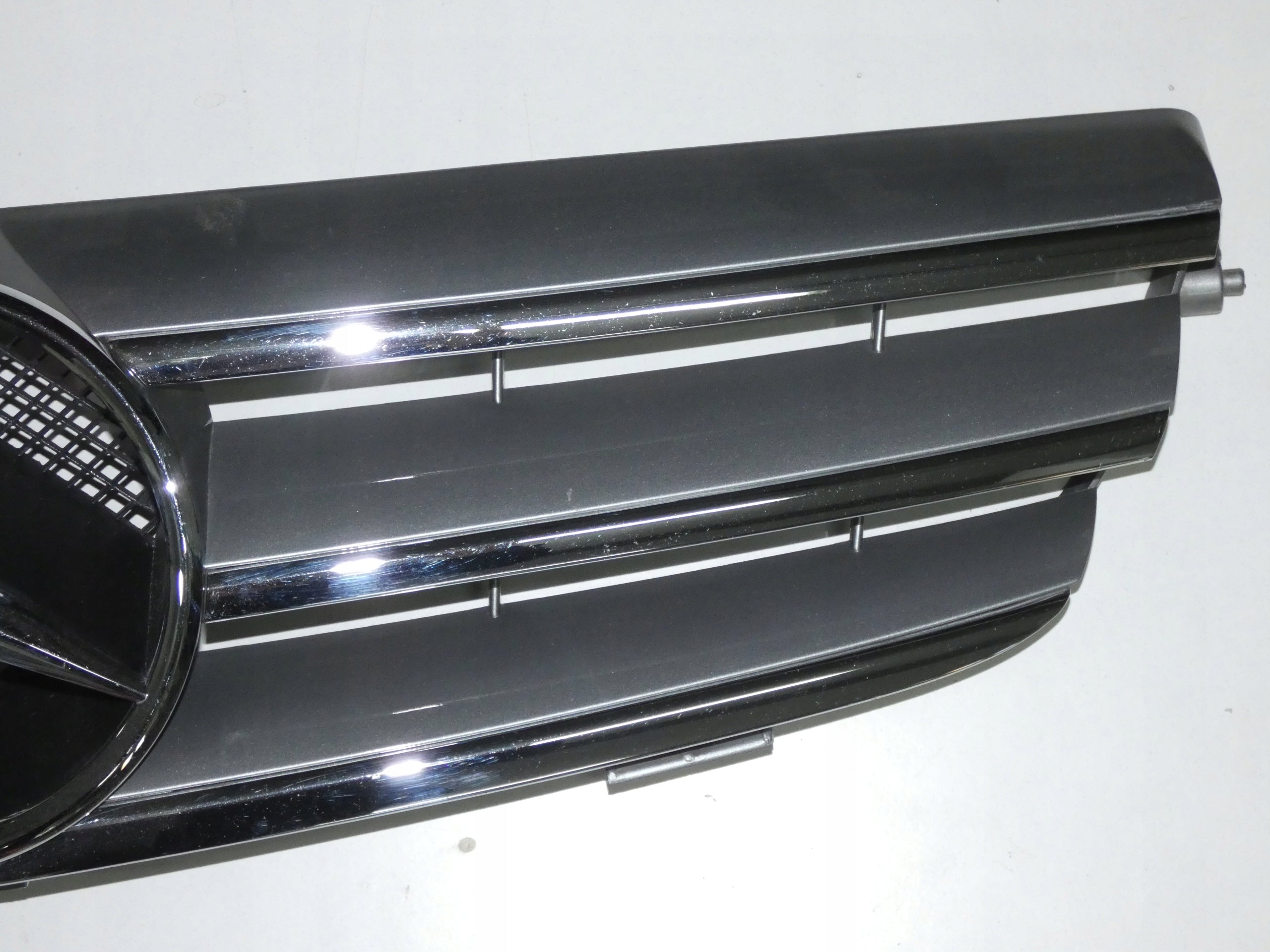 Kühlergrill Mercedes W209 FRONTGRILL Kühlergitter