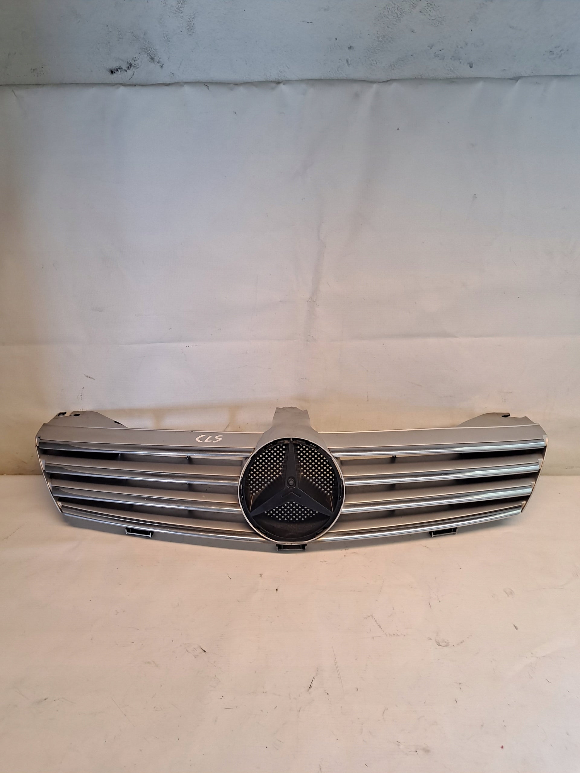 Kühlergrill Mercedes CLS C219 FRONTGRILL Kühlergitter