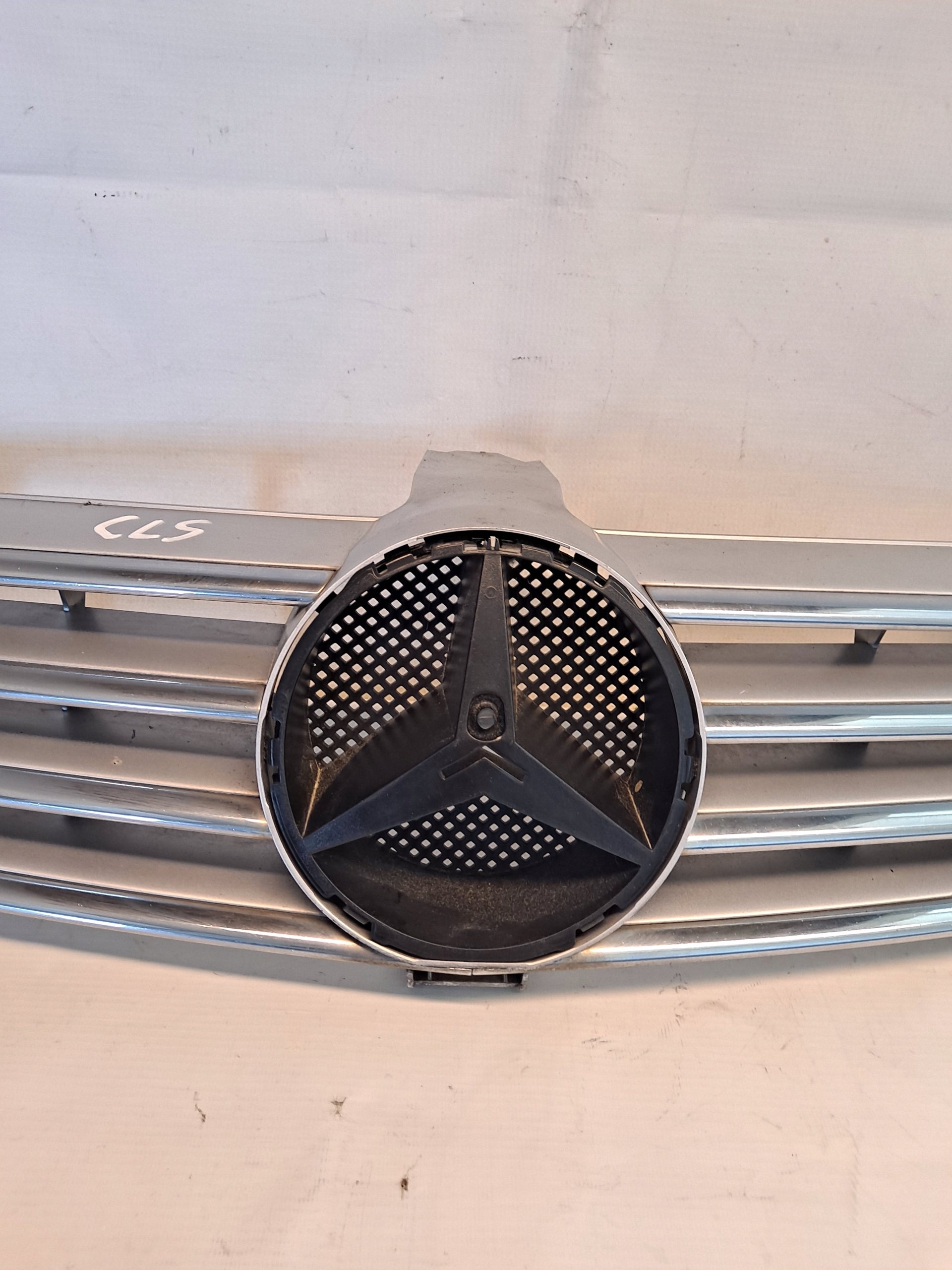 Kühlergrill Mercedes CLS C219 FRONTGRILL Kühlergitter