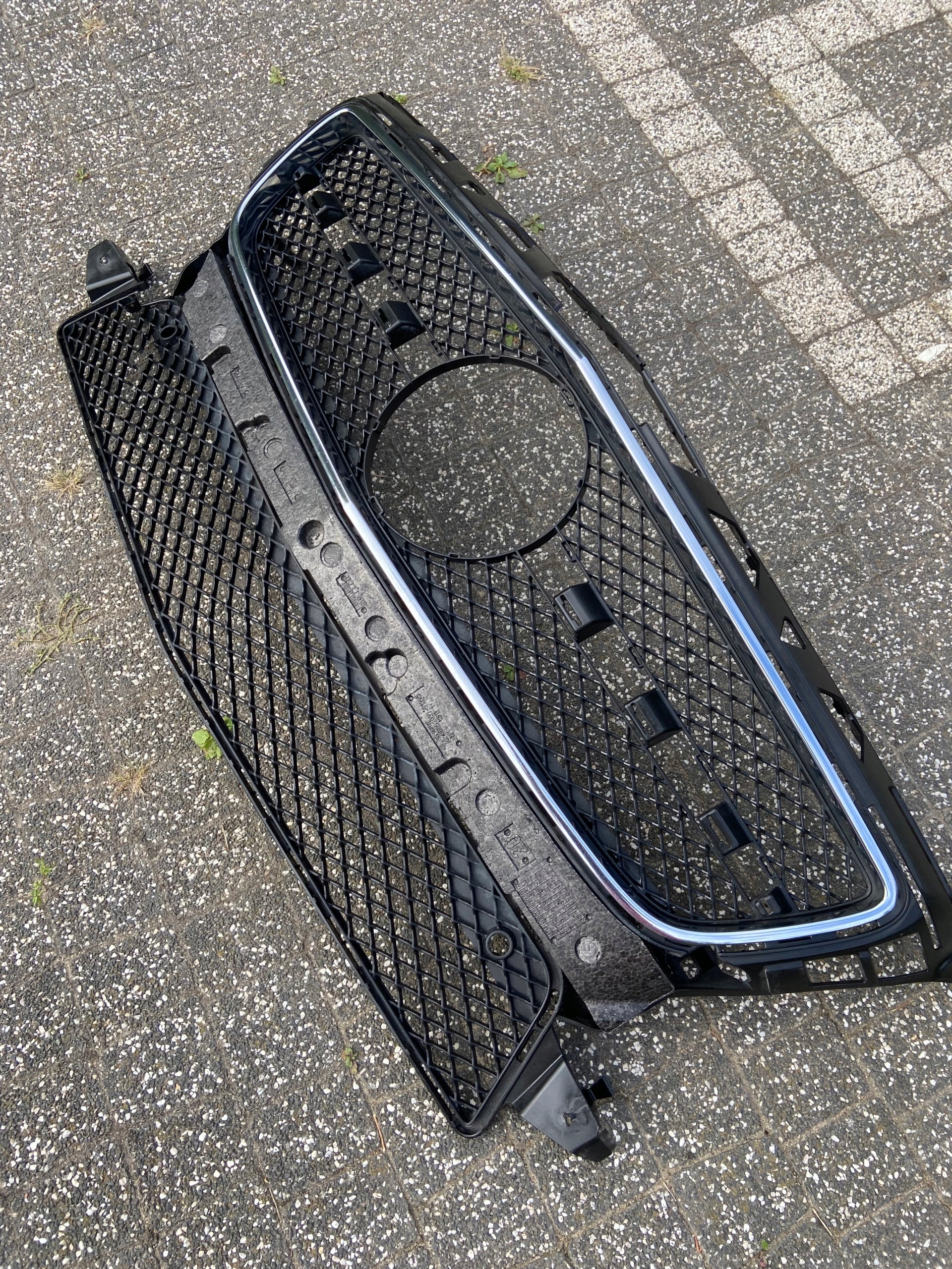 Kühlergrill Mercedes W218 FRONTGRILL Kühlergitter