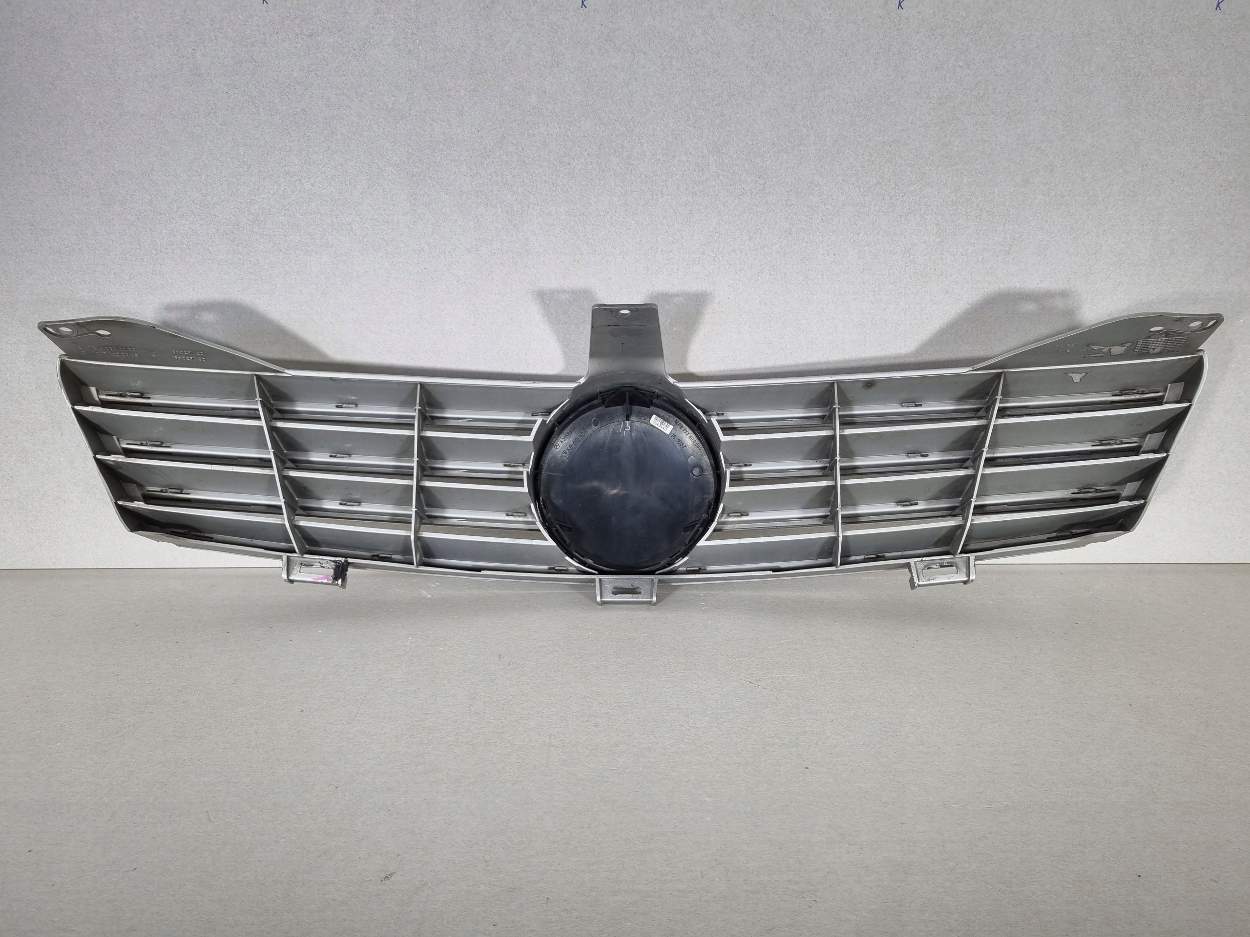 Kühlergrill Mercedes W219 FRONTGRILL A2198800083 Kühlergitter