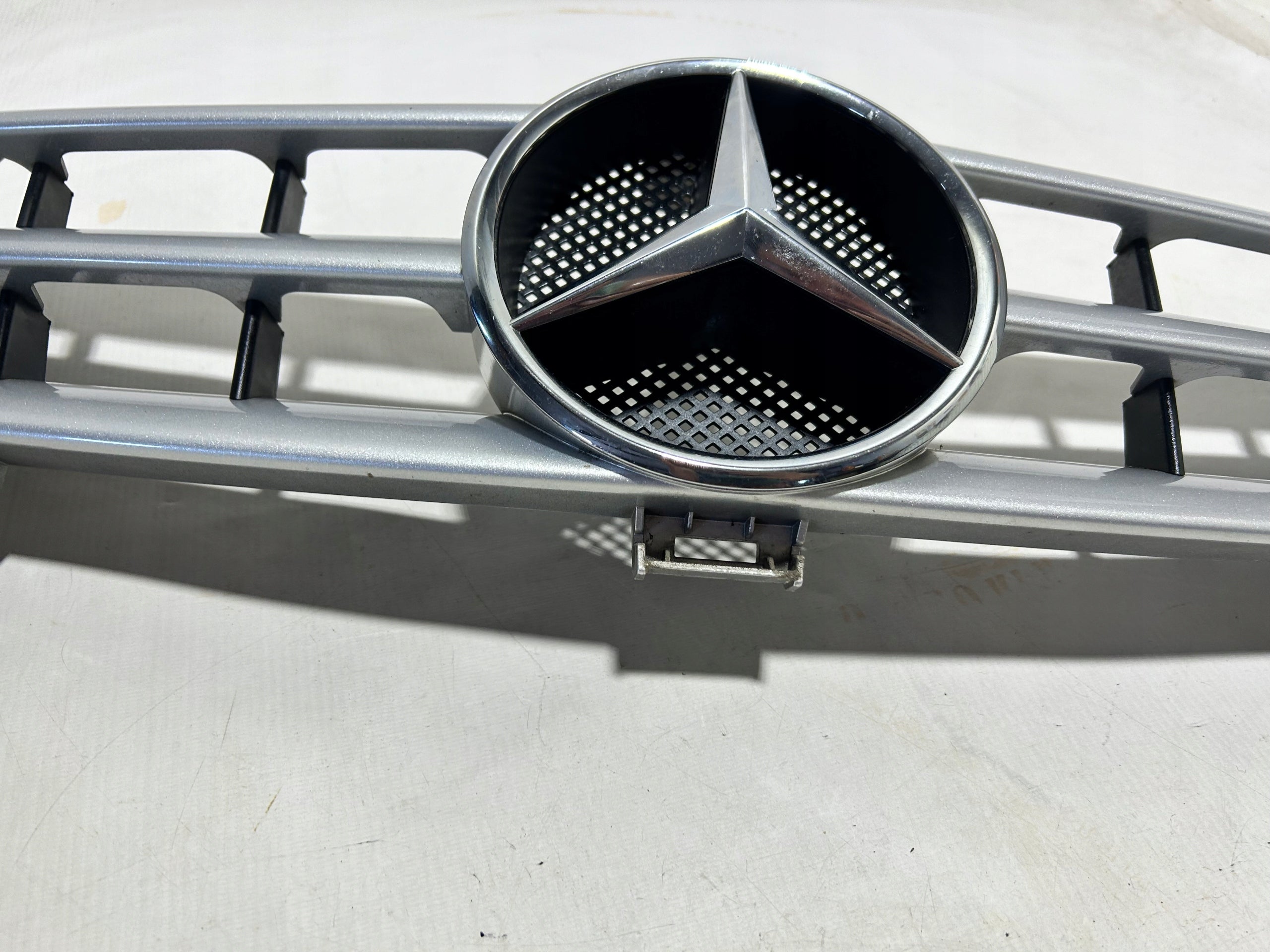 Kühlergrill Mercedes W219 FRONTGRILL A2198800783 Kühlergitter