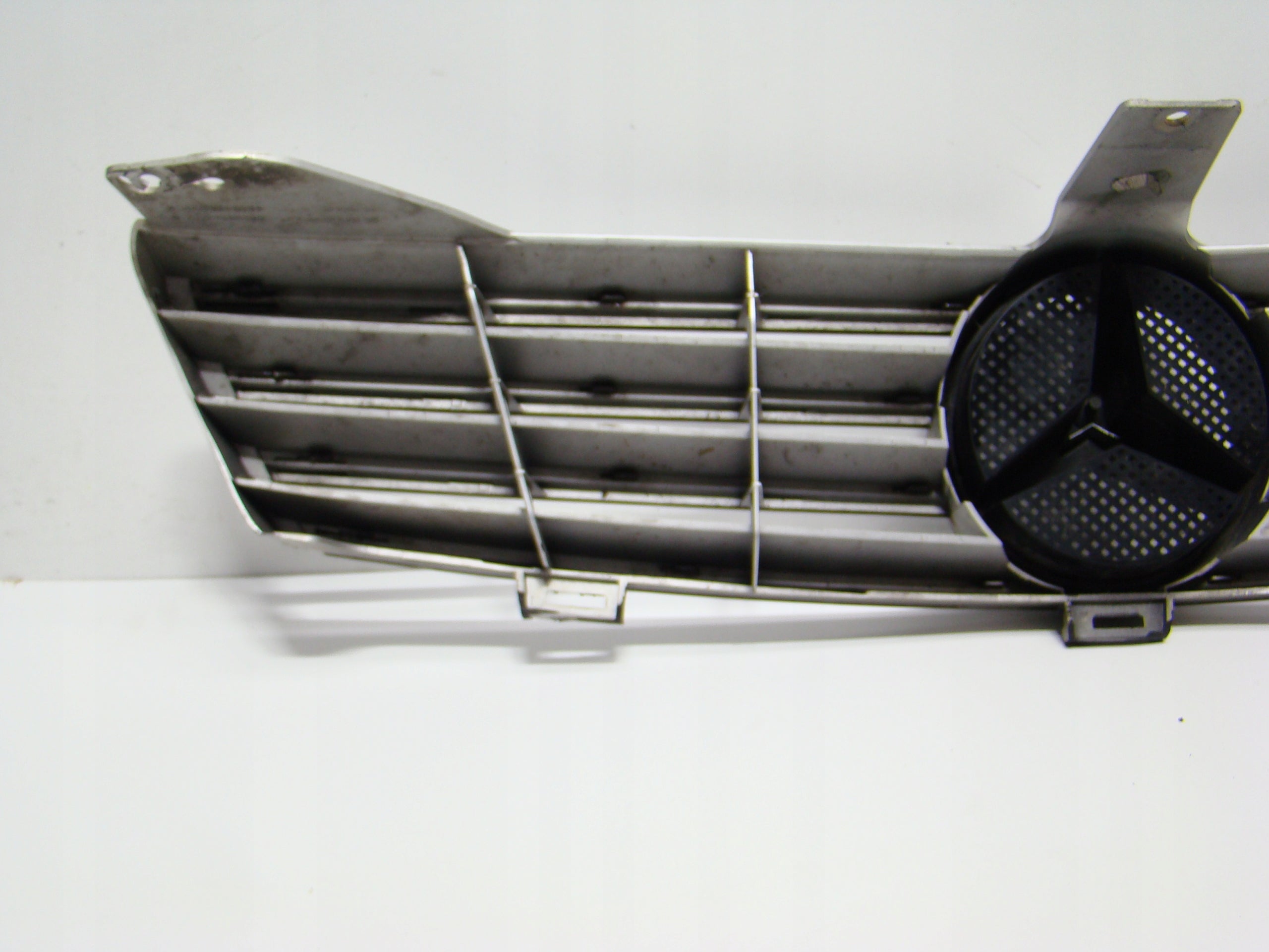 Kühlergrill Mercedes W219 FRONTGRILL A2198800083 Kühlergitter