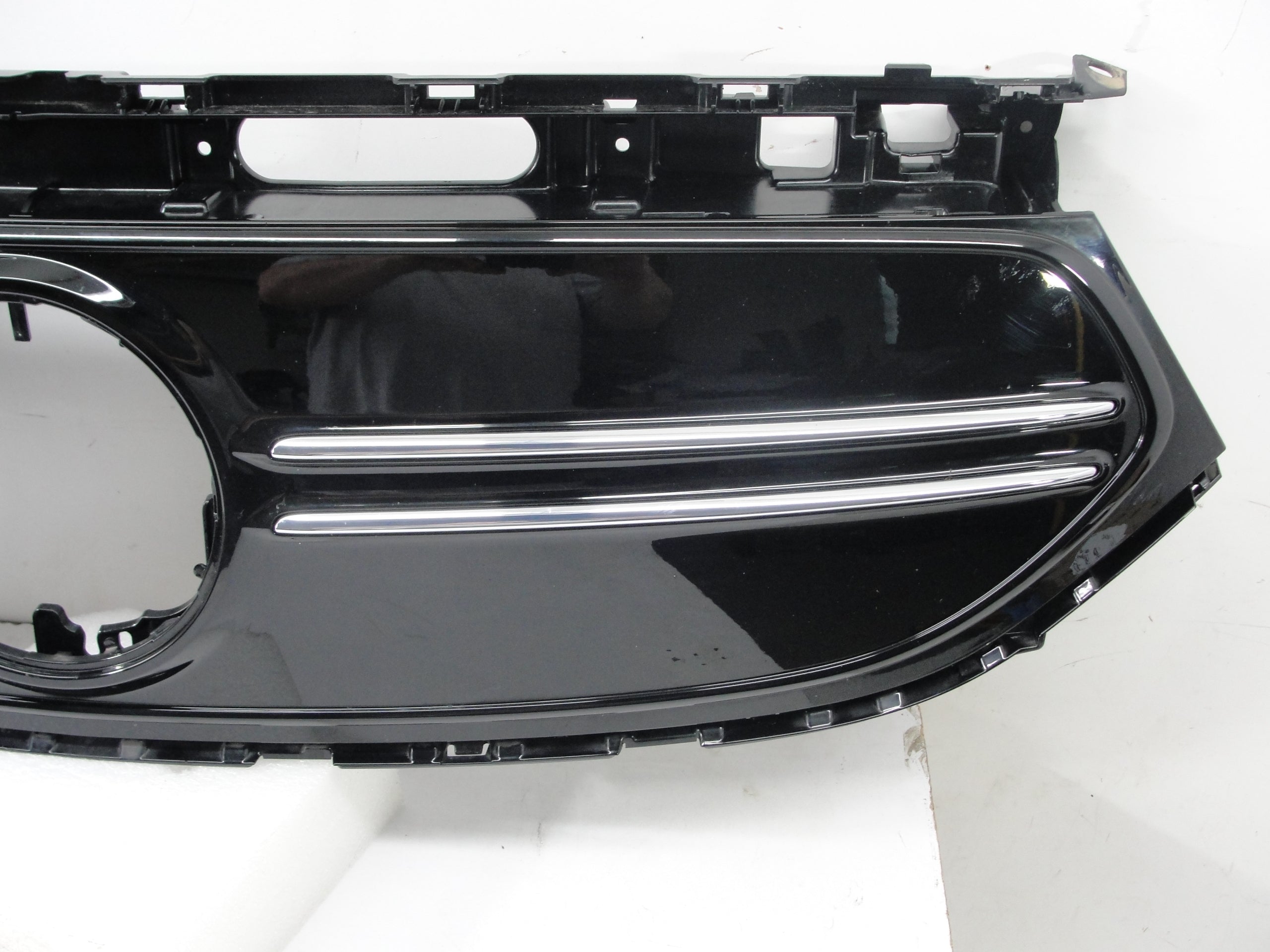 Kühlergrill Mercedes A243 FRONTGRILL A2438884900 Kühlergitter