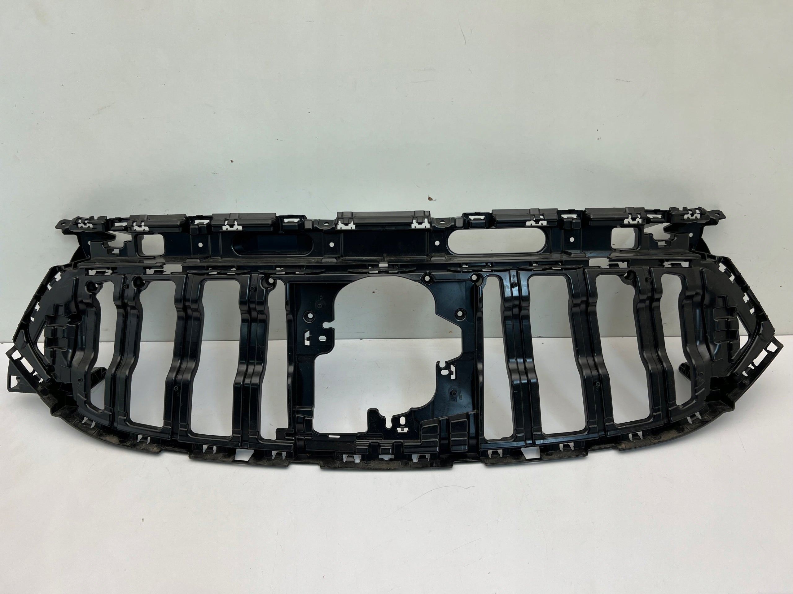 Kühlergrill Mercedes W243 FRONTGRILL A2438882500 Kühlergitter