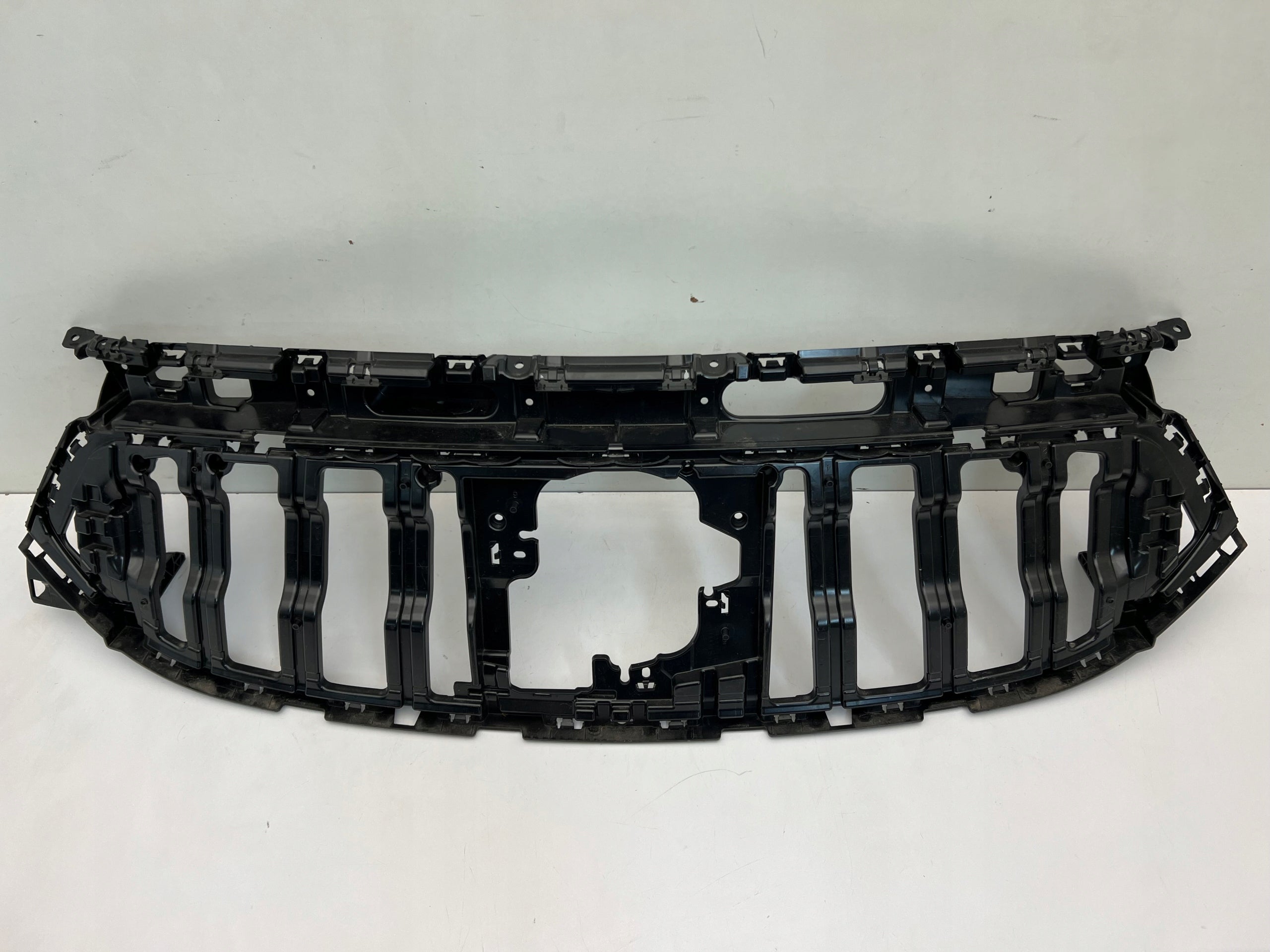 Kühlergrill Mercedes W243 FRONTGRILL A2438882500 Kühlergitter