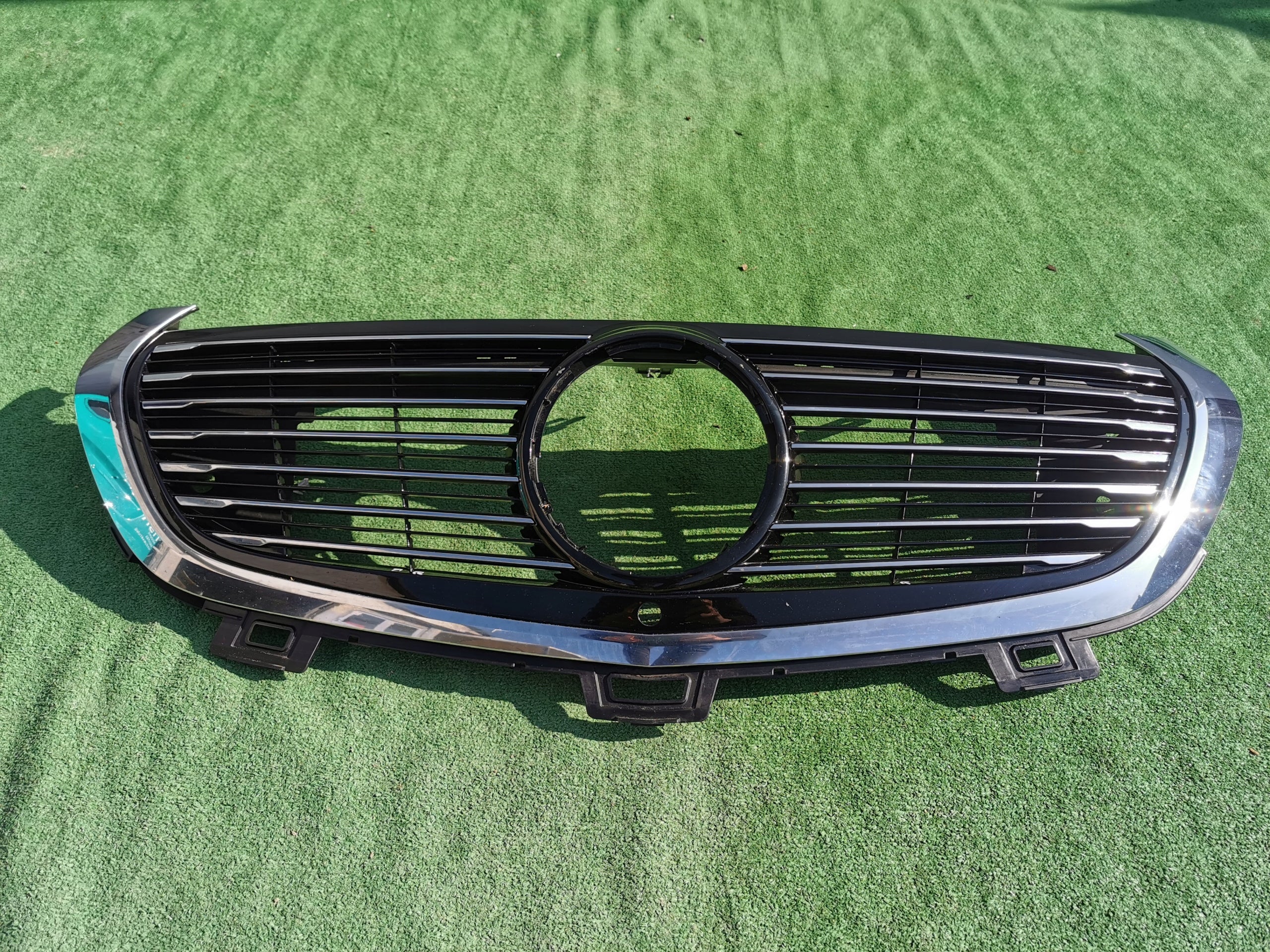 Kühlergrill Mercedes W293 FRONTGRILL A2938801400 Kühlergitter